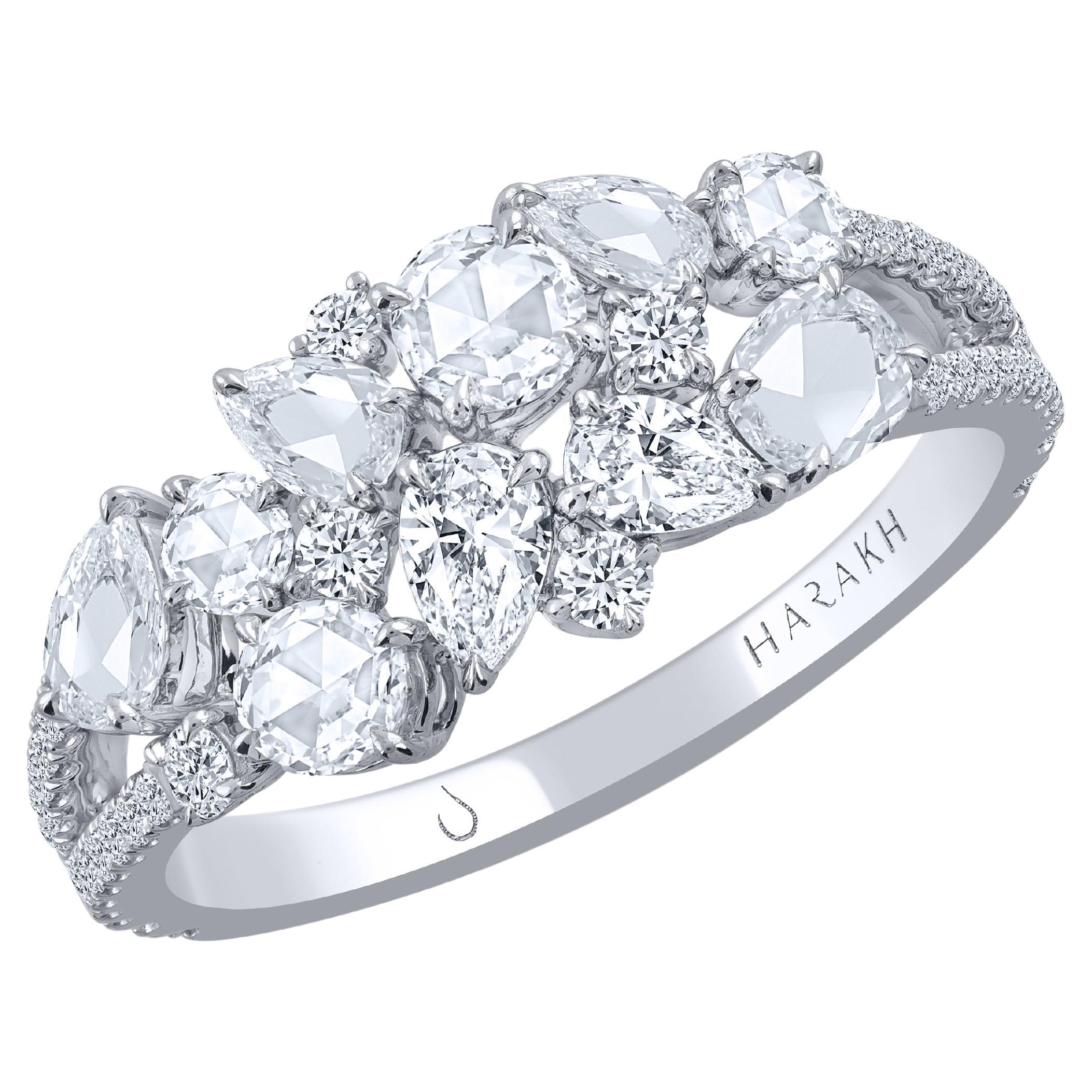 Anello cocktail a cascata con diamanti incolori da 3 carati di Harakh in oro bianco 18 carati