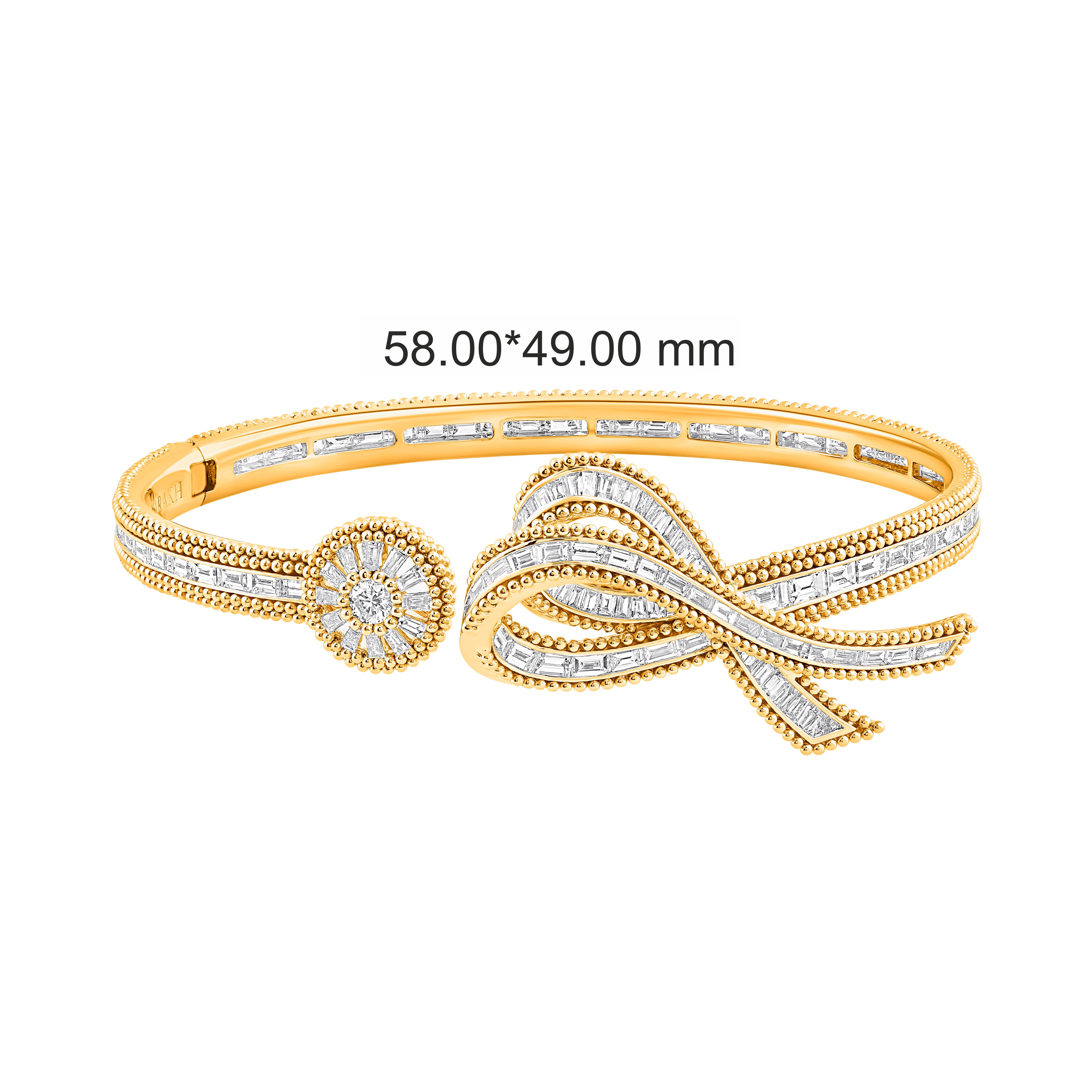 Contemporain Harakh 4 1/2 CT Colorless Diamond 18 Karat Yellow Gold Bow Sunlight Bangle en vente