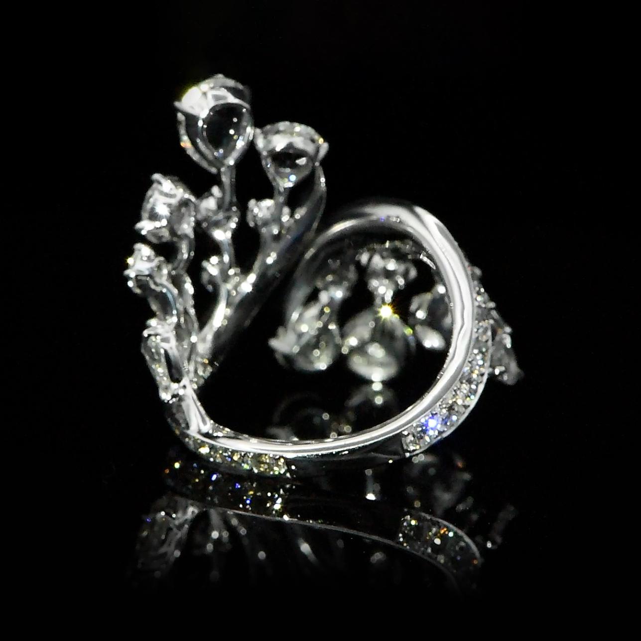 Harakh 4.20 Carat Brilliant and Rose Cut Colorless Diamond 18 KT Cocktail Ring In New Condition In New York, NY