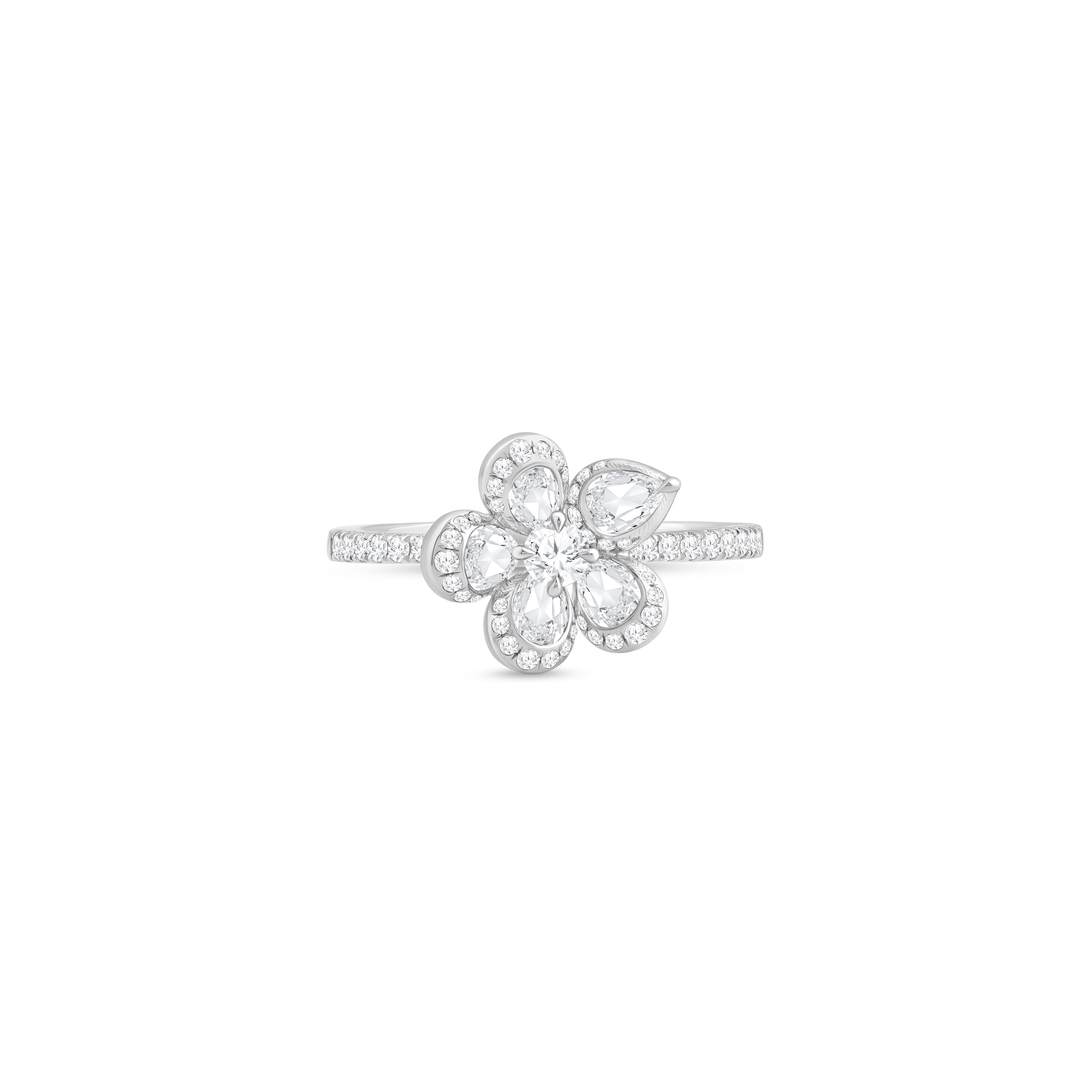 Un'ipnotica sinfonia di diamanti taglio brillante e rosa forma questo squisito anello della Collection'S. Cascade. Eleganza con diamanti abbaglianti, tra cui diamanti rotondi, a pera, rotondi con taglio a rosa e a pera con taglio a rosa, ogni pietra