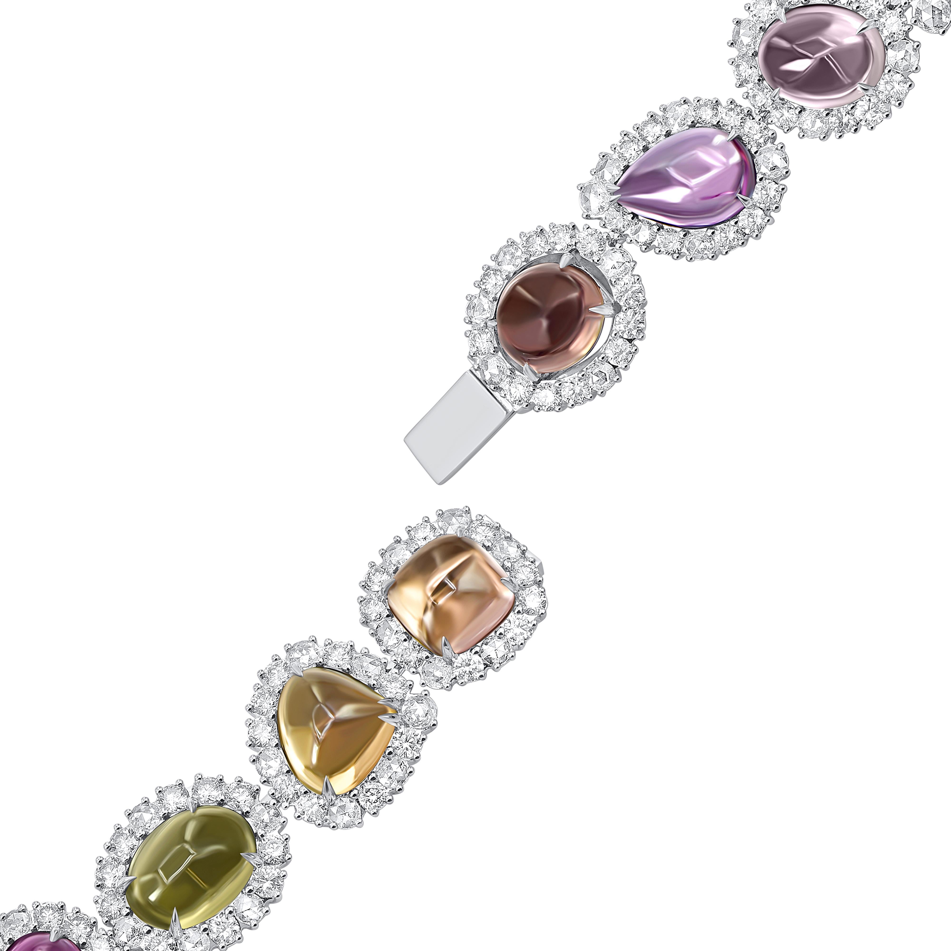 Contemporain Harakh 8 1/2 CT Colorless Diamond Tourmaline Cabochon Sunlight Bracelet Or 18K en vente