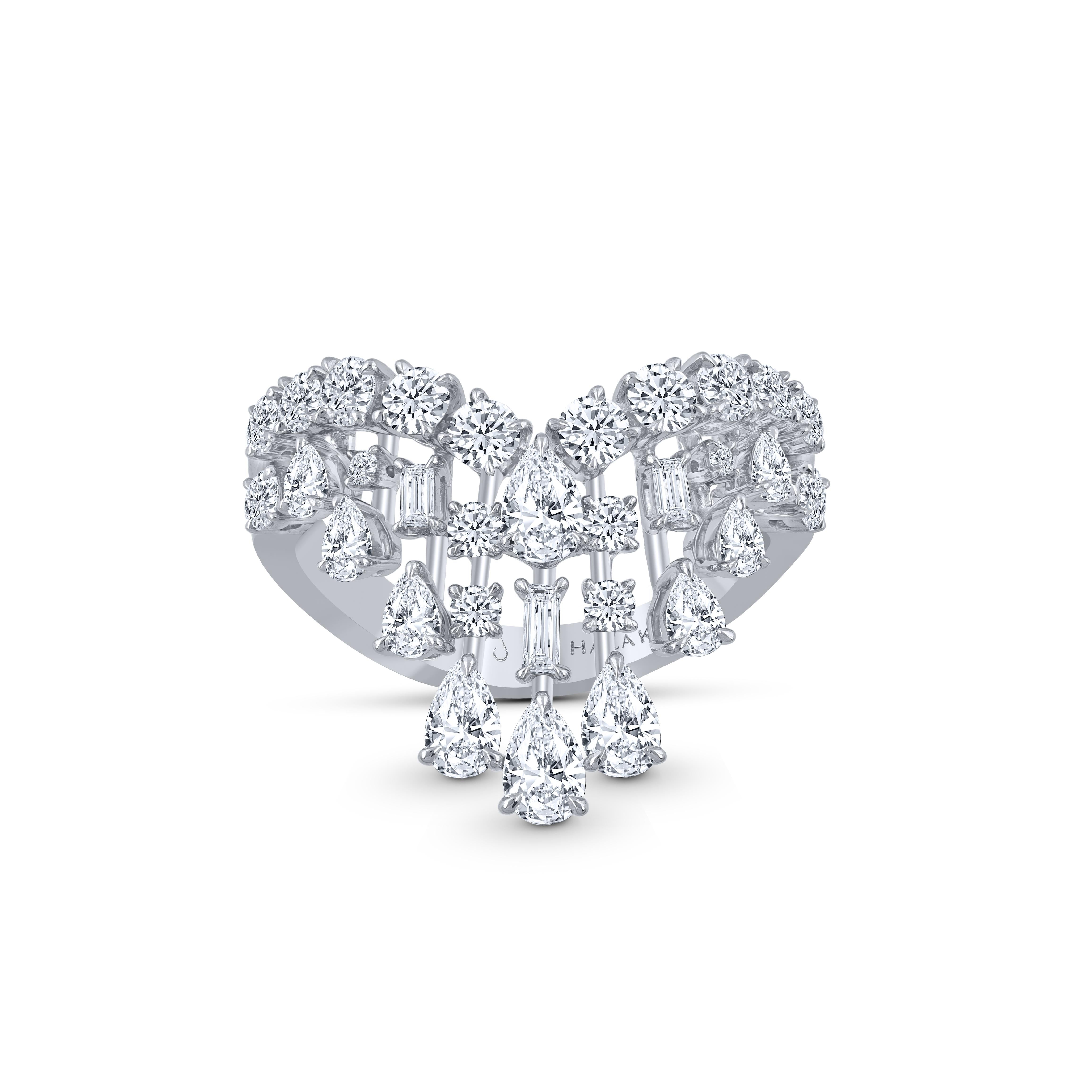 Harakh Colorless Diamond 1.65 Carat Cluster Ring in 18 Kt White Gold In New Condition For Sale In New York, NY