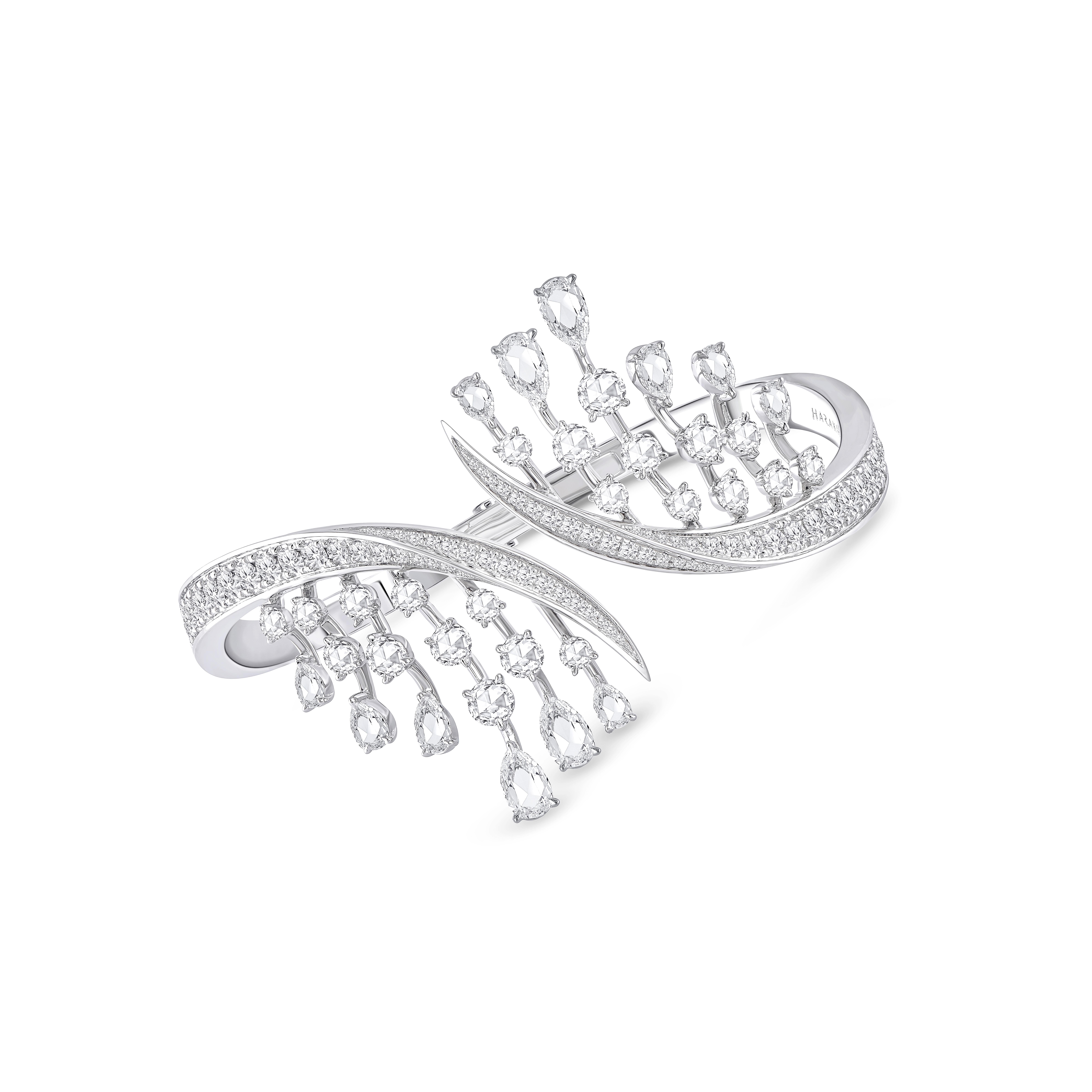 Harakh farbloser Diamant Cascade 3 1/3 Karat TDW 18 Karat Weißgold Armreif (Moderne) im Angebot