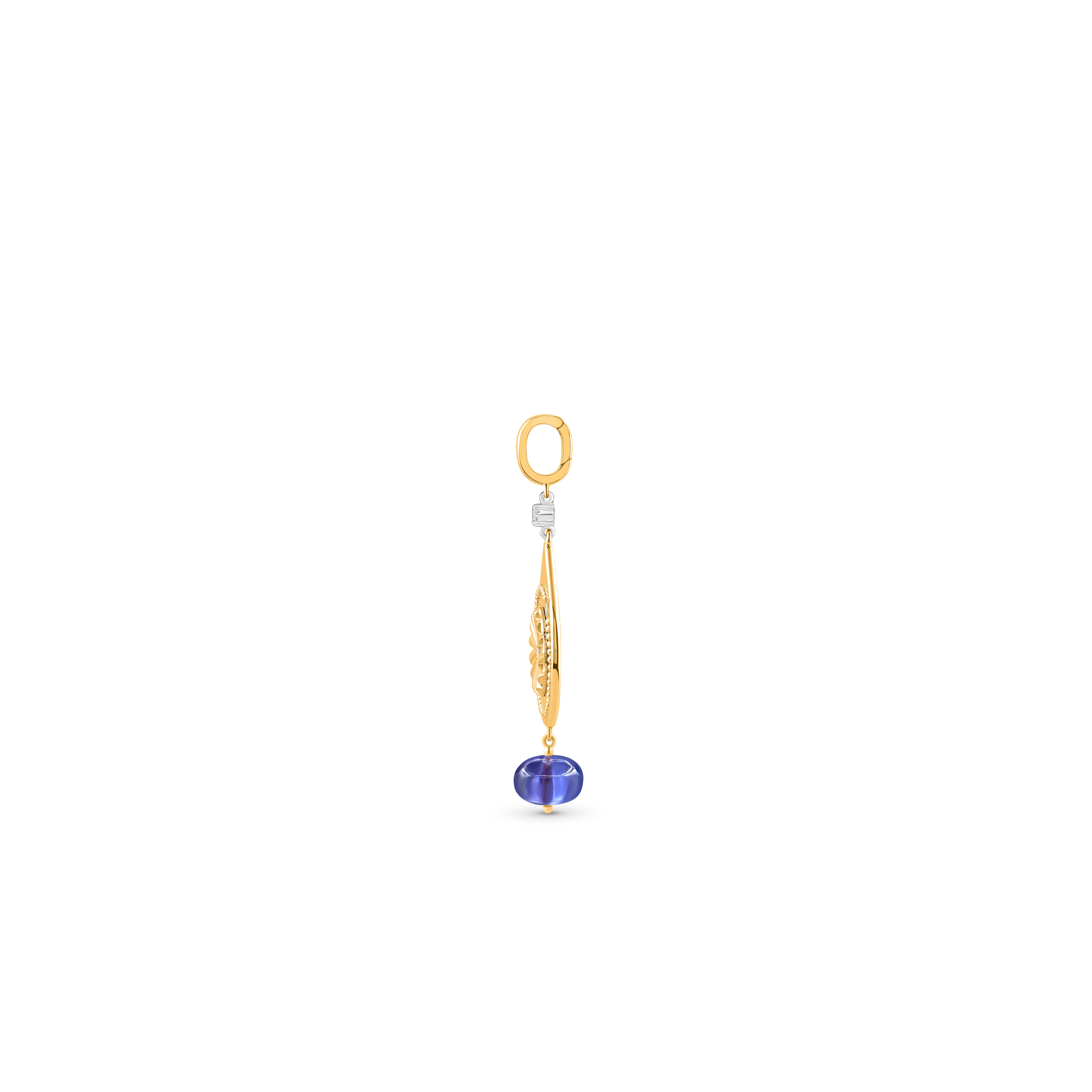 The Parasol pendant necklace from the Drops of JOY collection represents Protection. The Drops of JOY collection is inspired by auspicious symbols and spiritually significant icons that many cultures believe invite positive energies. This necklace