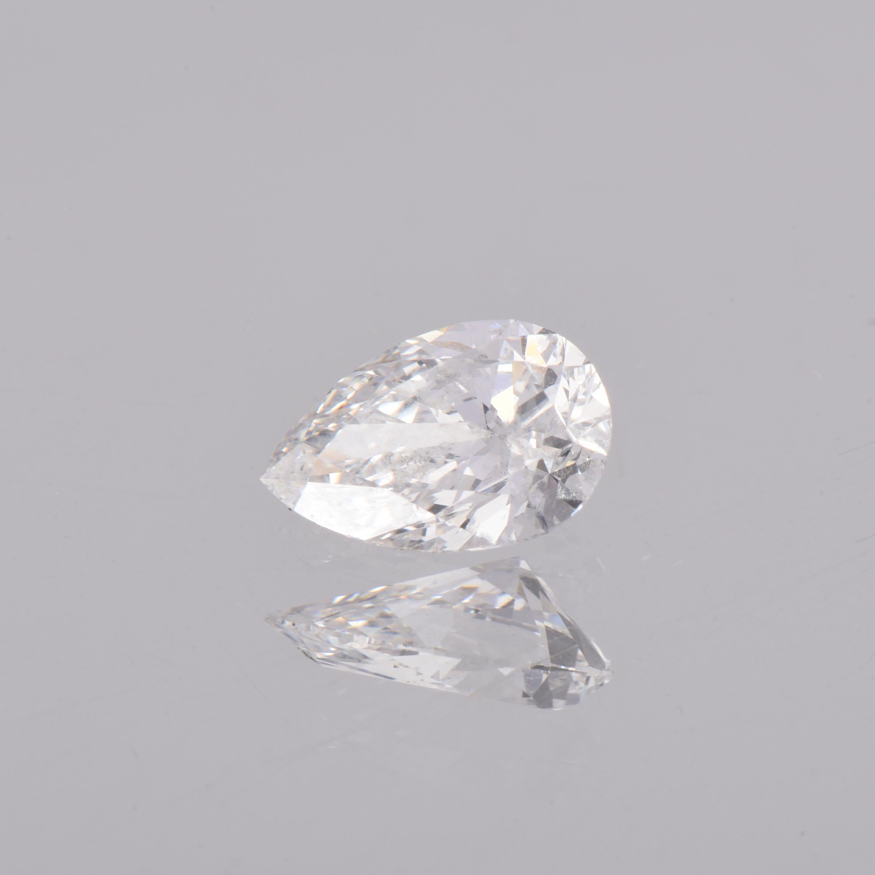 GIA certified, 0.50 carat colorless diamond – certified as E color, VS1 clarity by GIA, this diamond exhibits ideal brilliance, excellent polish and very good symmetry. Measuring 6.79-4.48 x 2.75 mm, this diamond can be set into an engagement ring