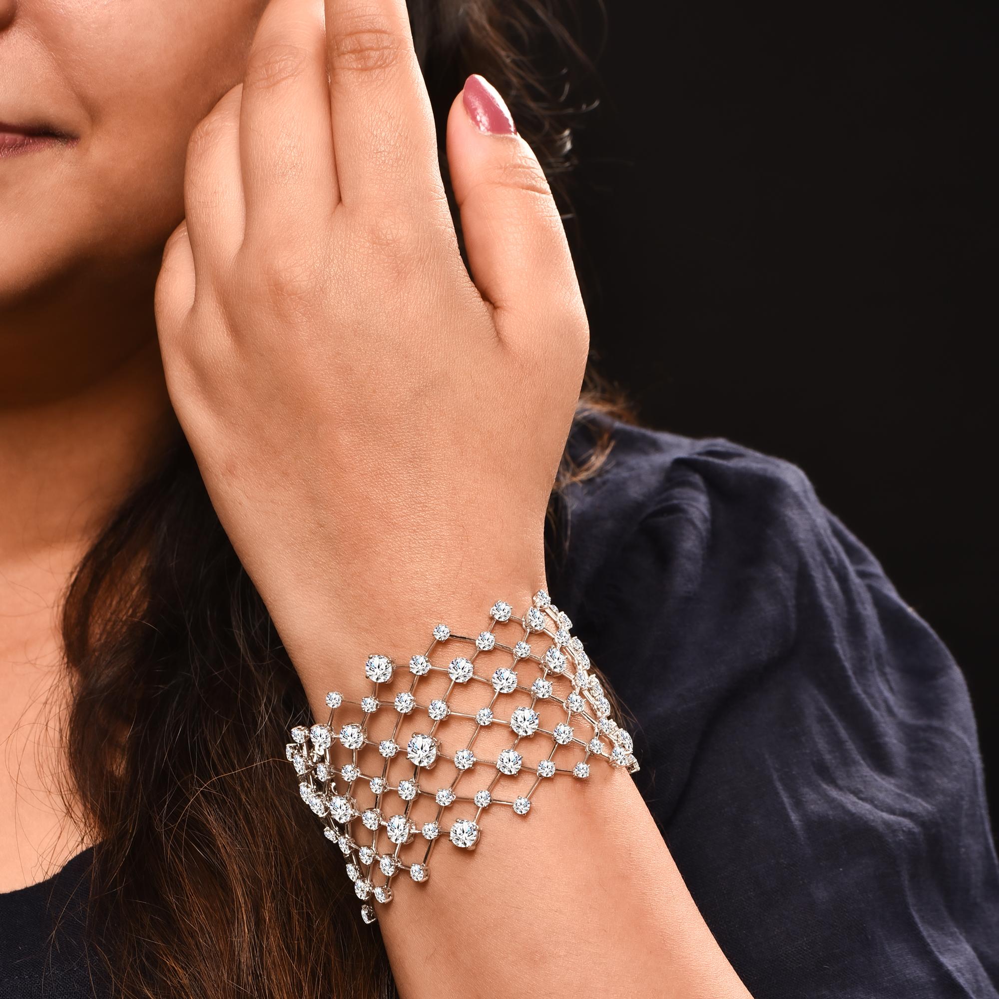 HARAKH GIA Certified Colorless Diamond Illumination 18KT White Gold Bracelet In New Condition For Sale In New York, NY