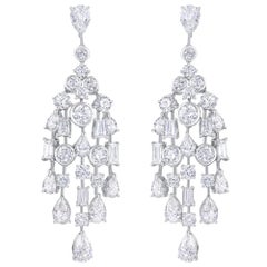 Boucles d'oreilles pendantes chandelier Harakh en platine et diamants incolores certifiés GIA