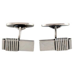 Harald Nielsen pour Georg Jensen, paire de boutons de manchette modernistes en argent sterling