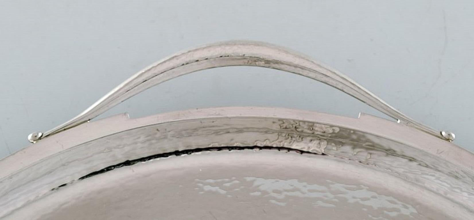 Danish Harald Nielsen for Georg Jensen. Large Art Deco serving tray in sterling silver