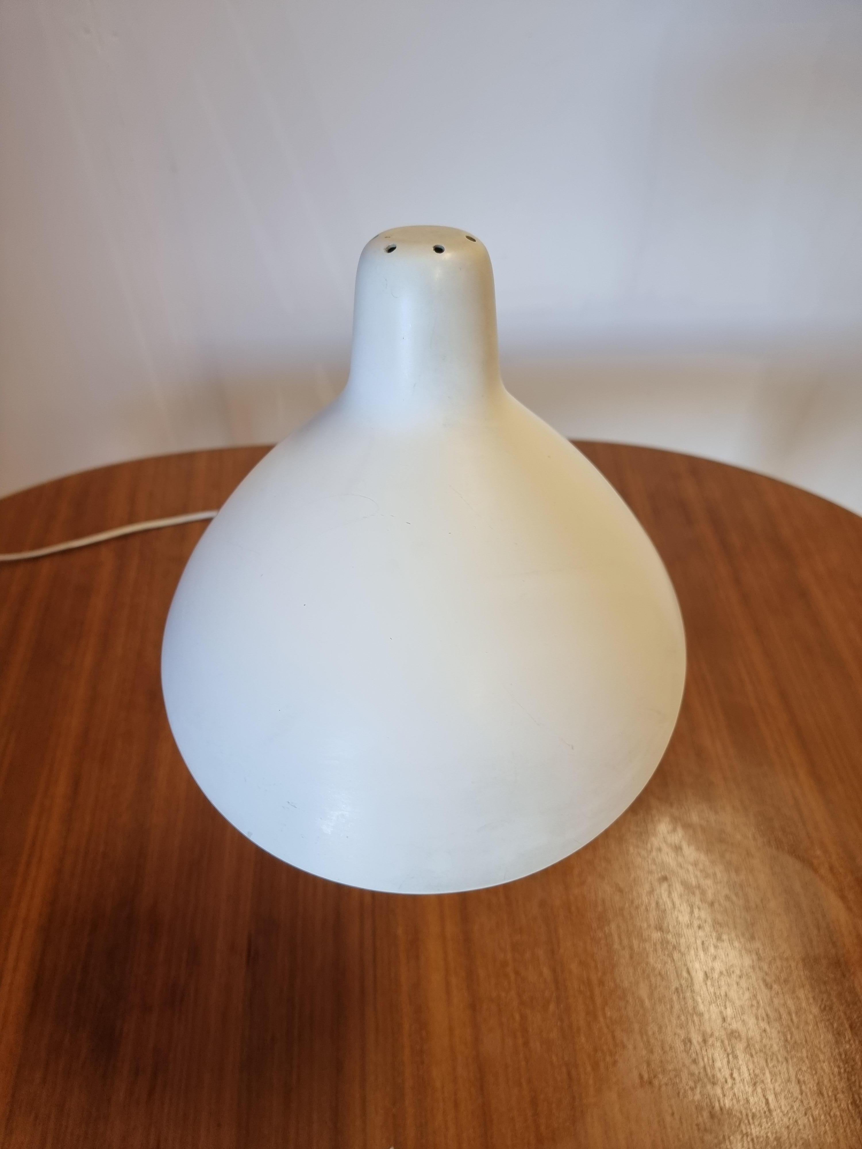 Harald Notini, lampe de table / de bureau en laiton, Böhlmarks, Scandinavian Modern en vente 1