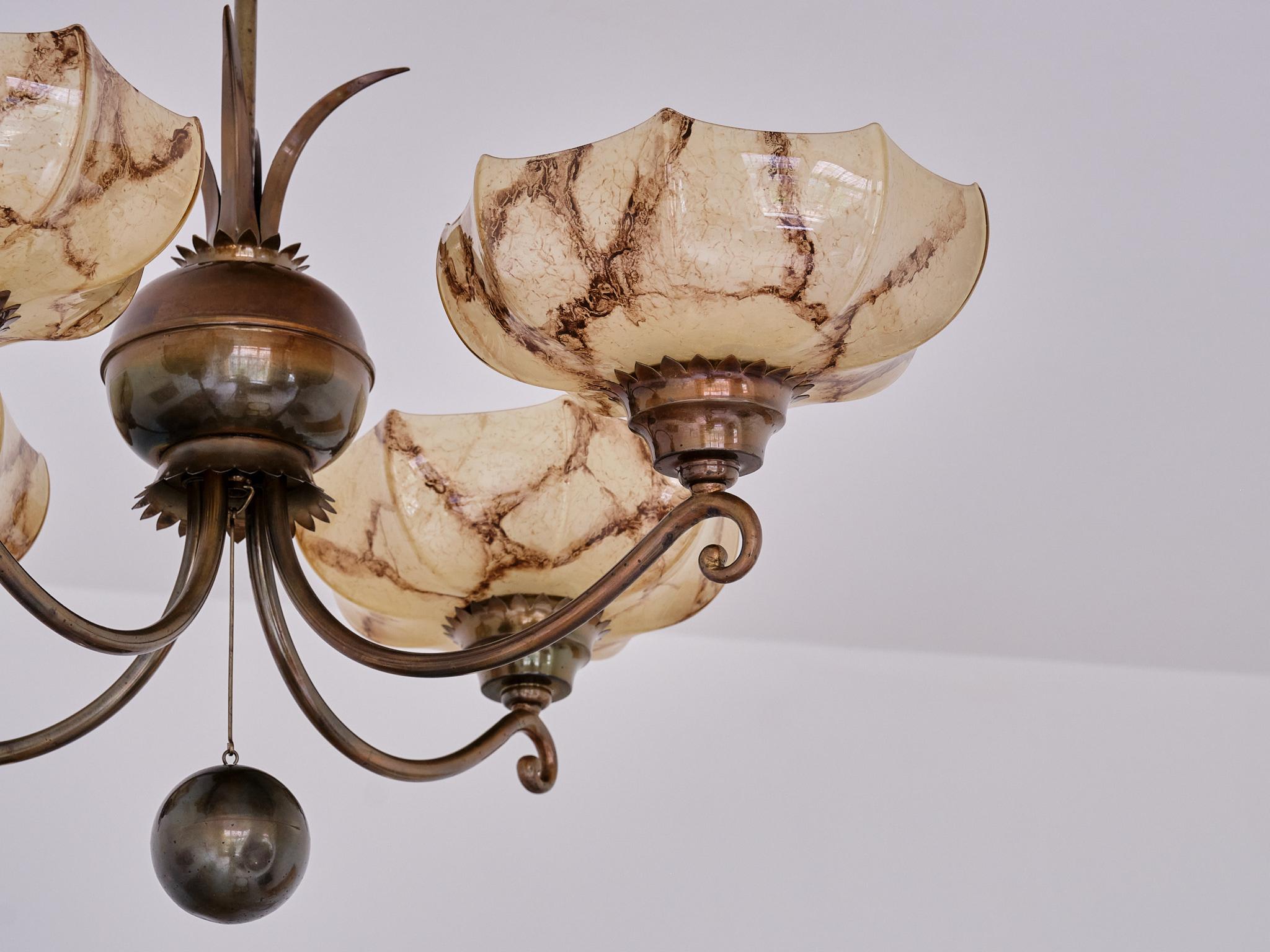 Harald Notini Chandelier in Brass and Marbled Glass, Böhlmarks, Sweden, 1927 For Sale 6