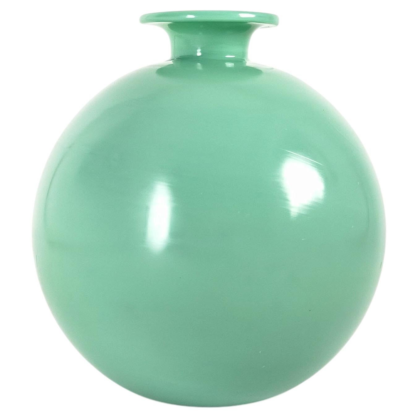 Harald Notini – “Flower Ball”, vaso in vetro Cryopas per Pukeberg / Böhlmarks, Svezia in vendita
