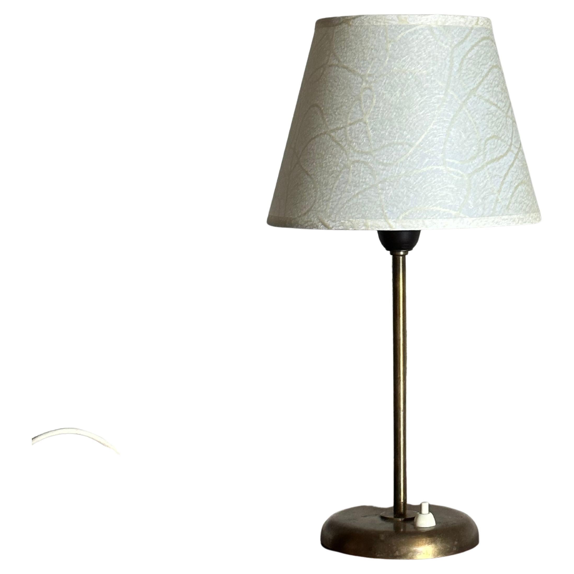 Harald Notini per Böhlmarks Attributed Table Lamp, Svezia
