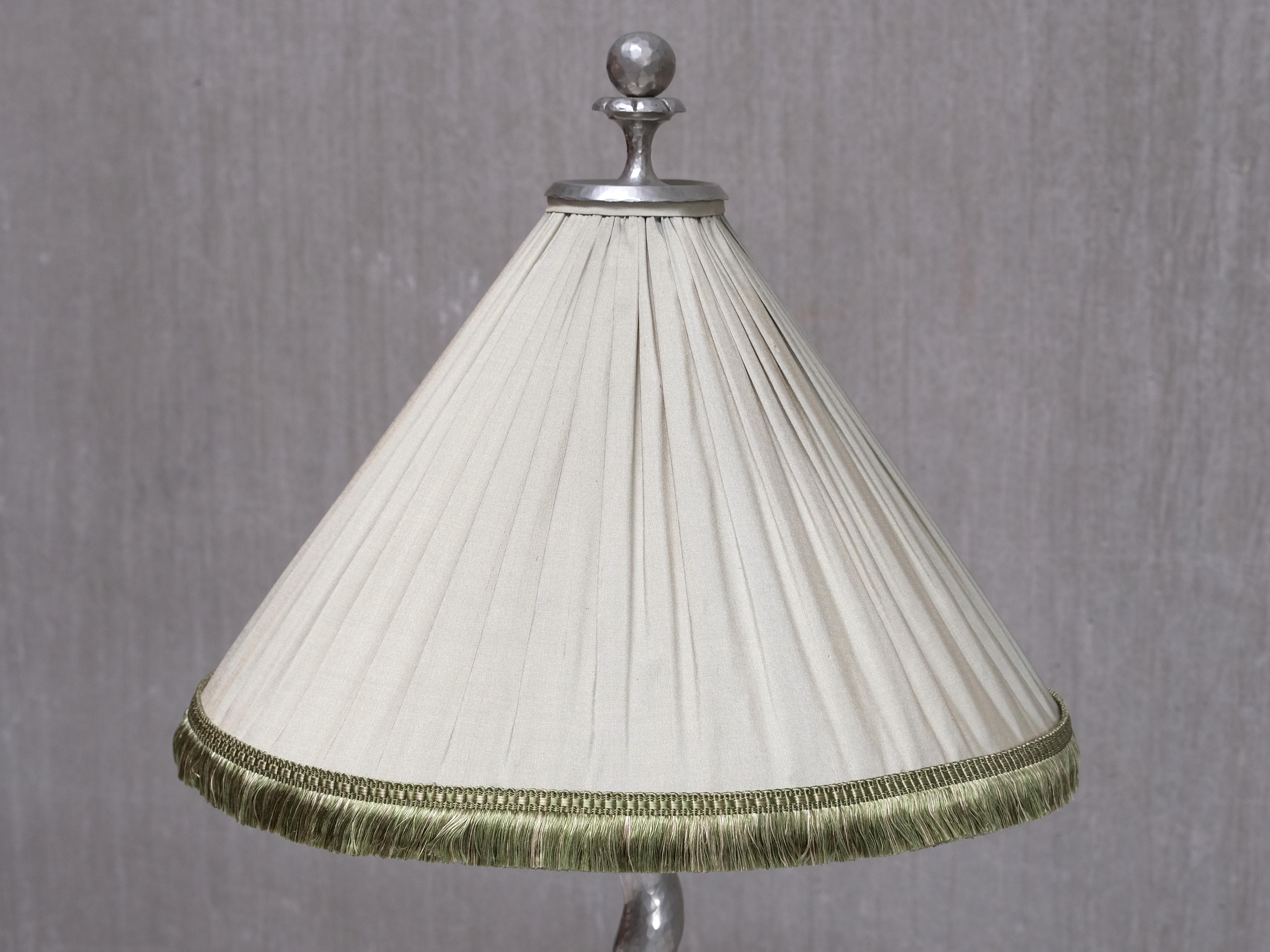 Silk Harald Notini Hammered Tin Table Lamp, Model 6891, Böhlmarks, Sweden, 1920s For Sale