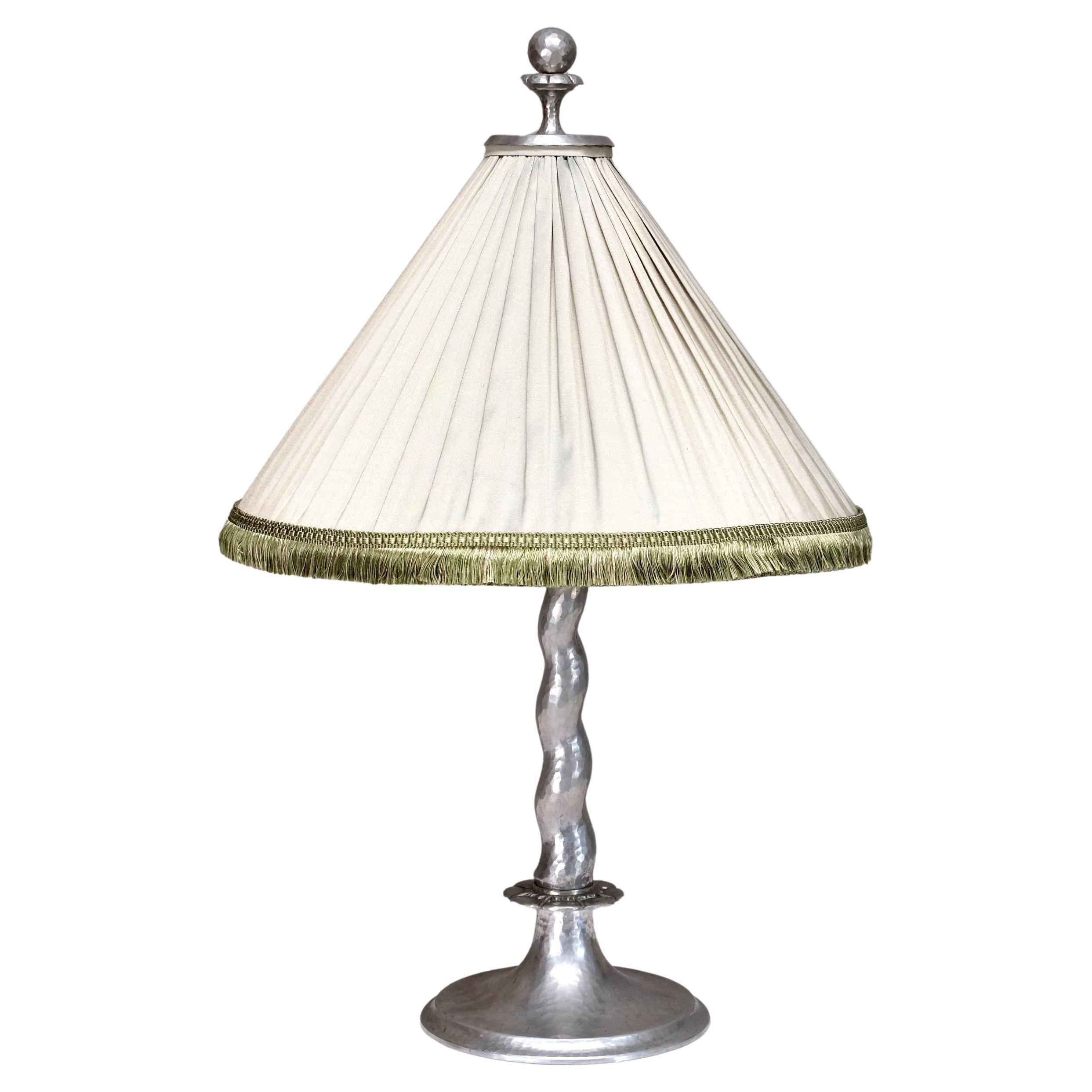 Harald Notini Hammered Tin Table Lamp, Model 6891, Böhlmarks, Sweden, 1920s For Sale