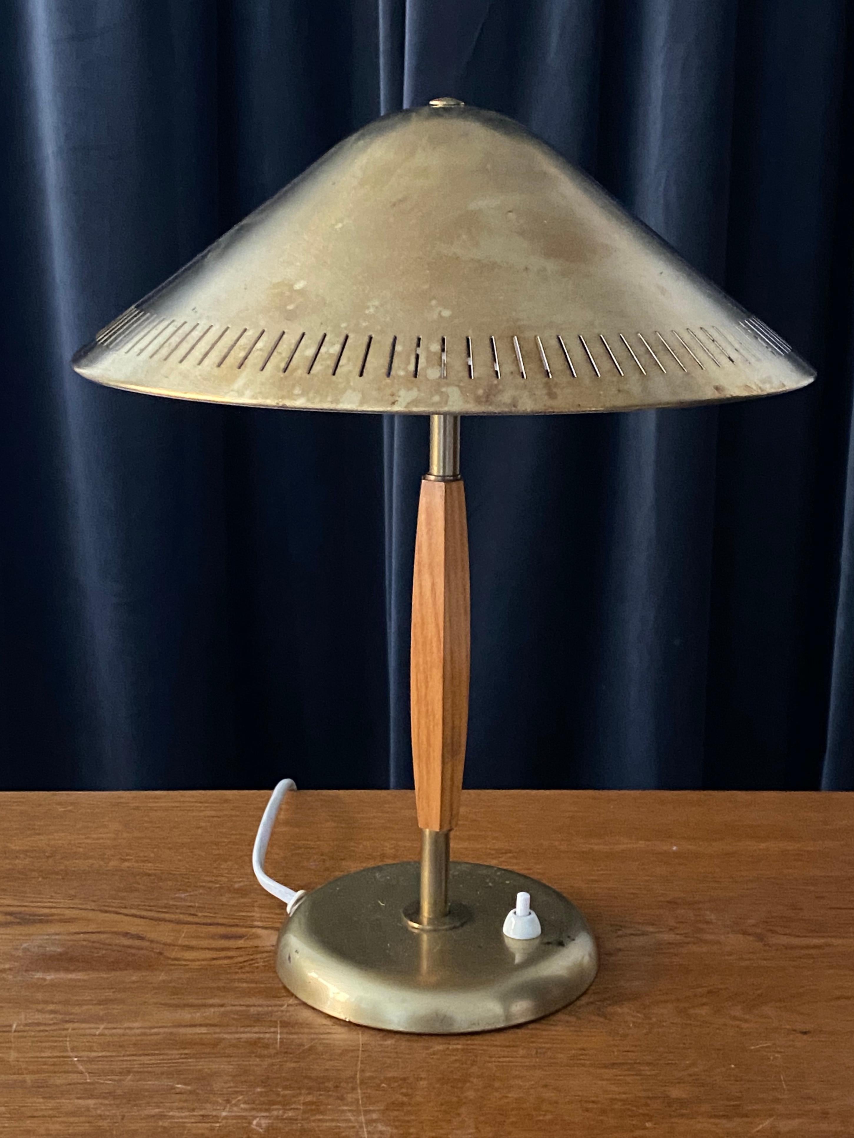 Mid-20th Century Harald Notini, Table Lamp Brass, Stained Elm, Böhlmarks, Sweden, 1940s