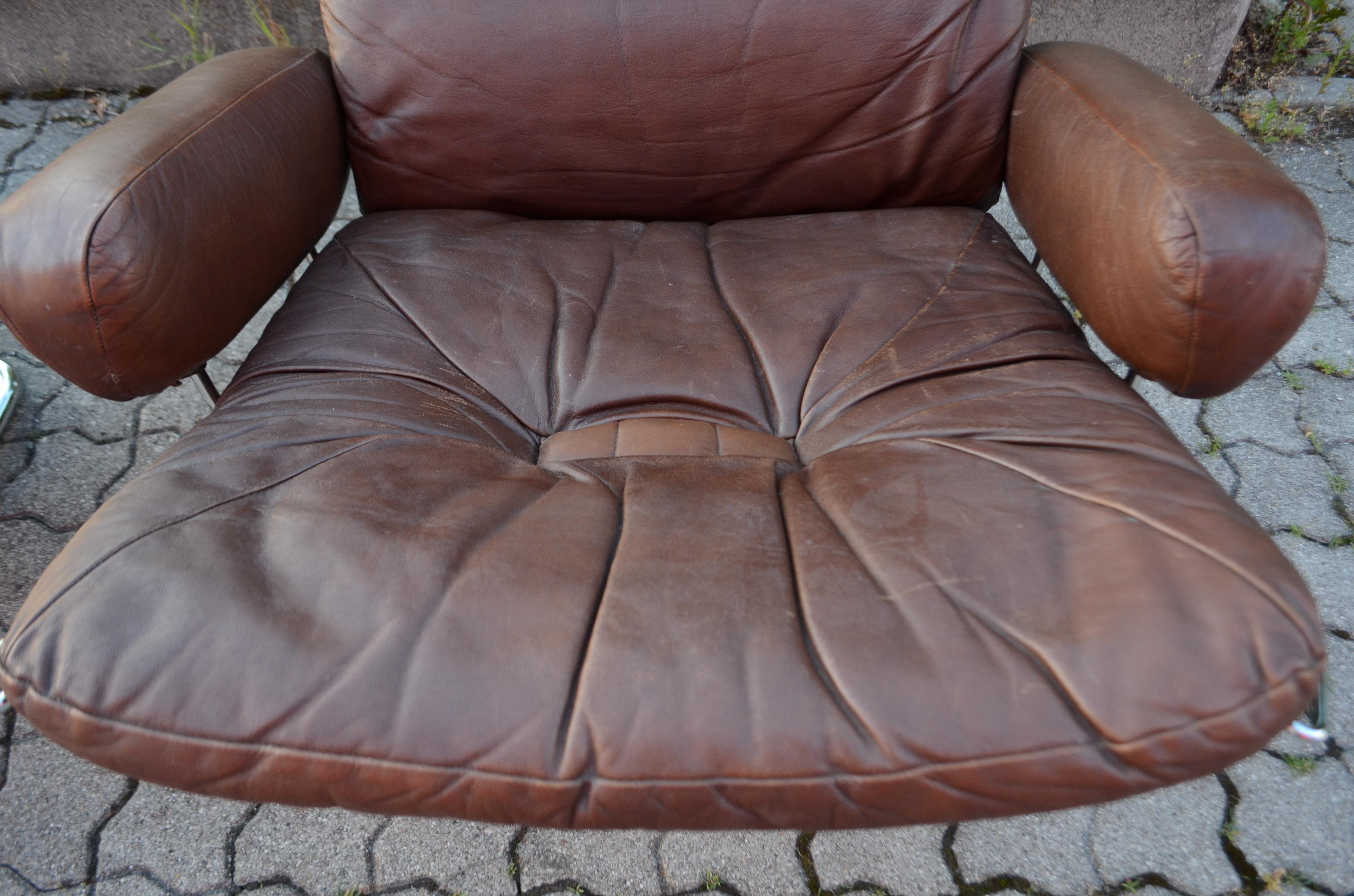 Norwegian Harald Relling for Westnofa Wing Wingback Brown Leather Lounge Chair For Sale