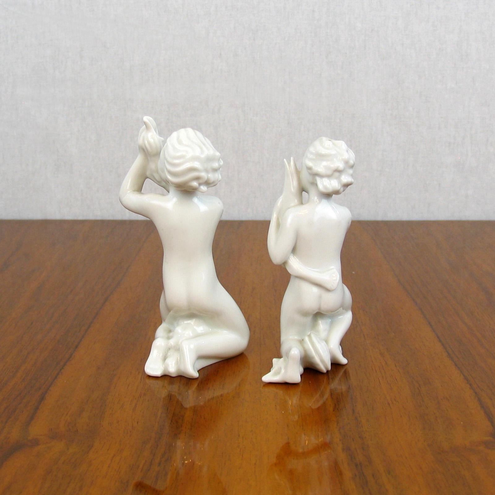 Harald Salomon for Rrstrand, ensemble de six figurines émaillées blanches Blanc de Chine en vente 4