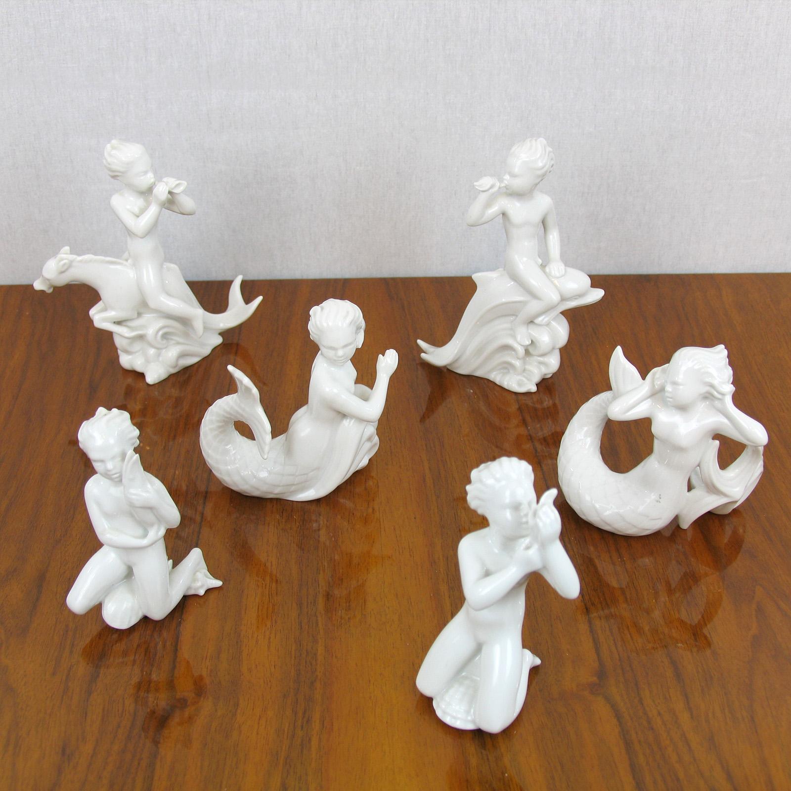 Suédois Harald Salomon for Rrstrand, ensemble de six figurines émaillées blanches Blanc de Chine en vente