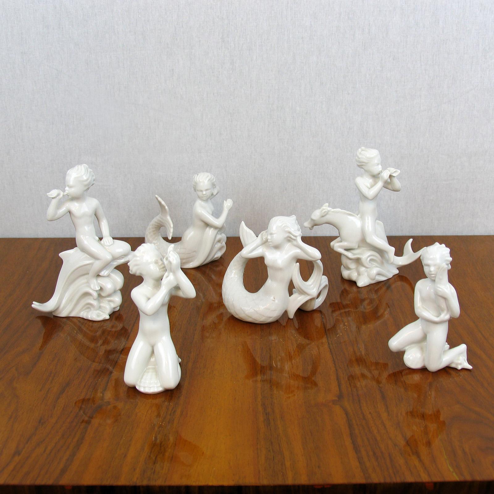 Vernissé Harald Salomon for Rrstrand, ensemble de six figurines émaillées blanches Blanc de Chine en vente