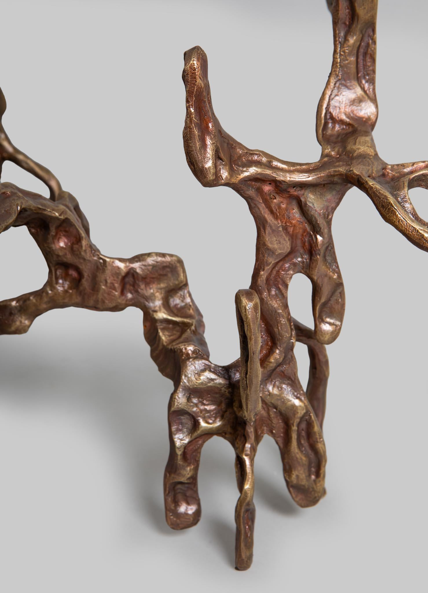 Harappa Candelabra in Brass, Viya by Vikram Goyal In condizioni Nuovo in vendita a Noida, DL