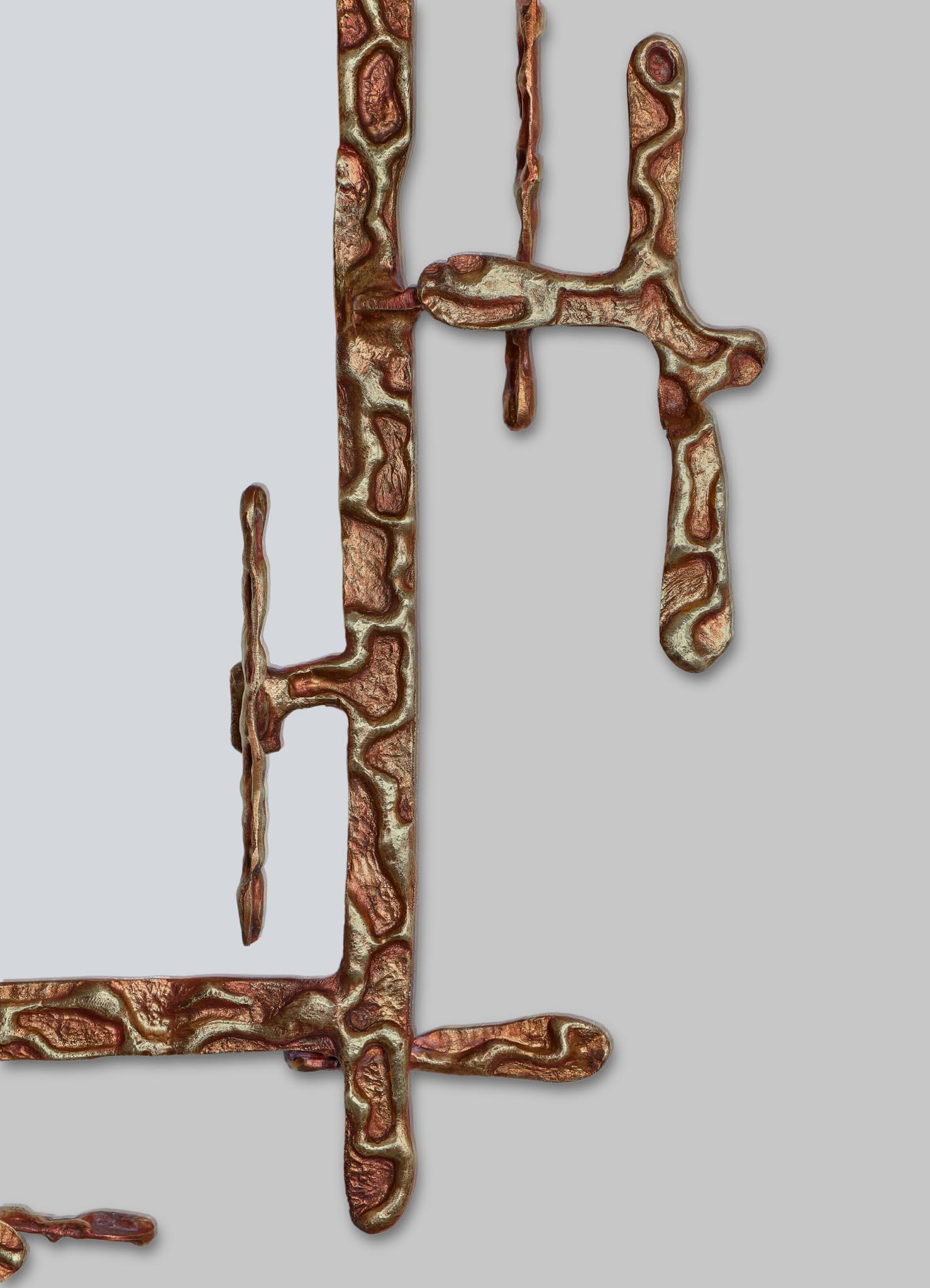 Moulage Miroir Harappa en laiton Viya de Vikram Goyal en vente