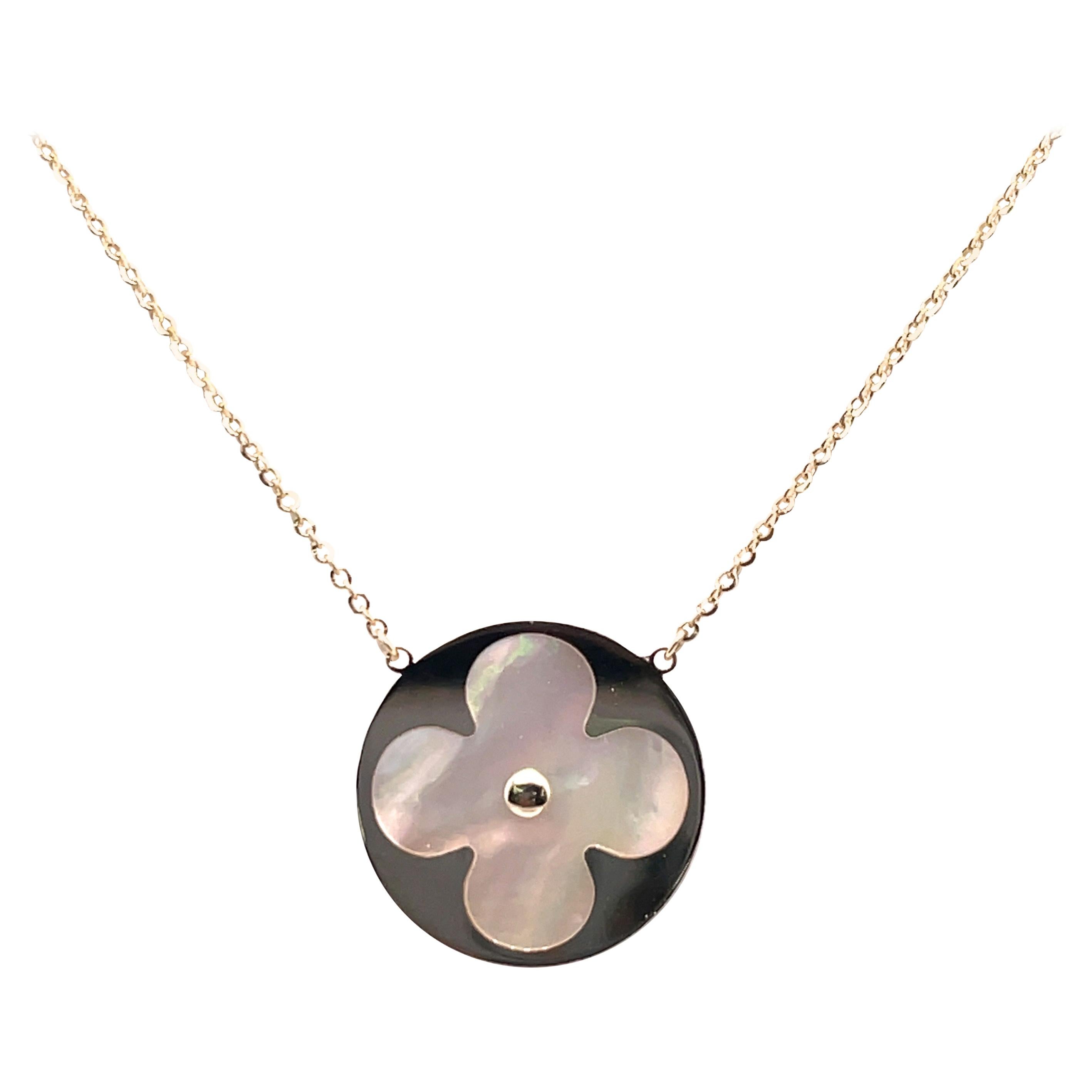 Harbor D. Italian Mother of Pearl Clover Pendant 14 Karat Yellow Gold For  Sale at 1stDibs