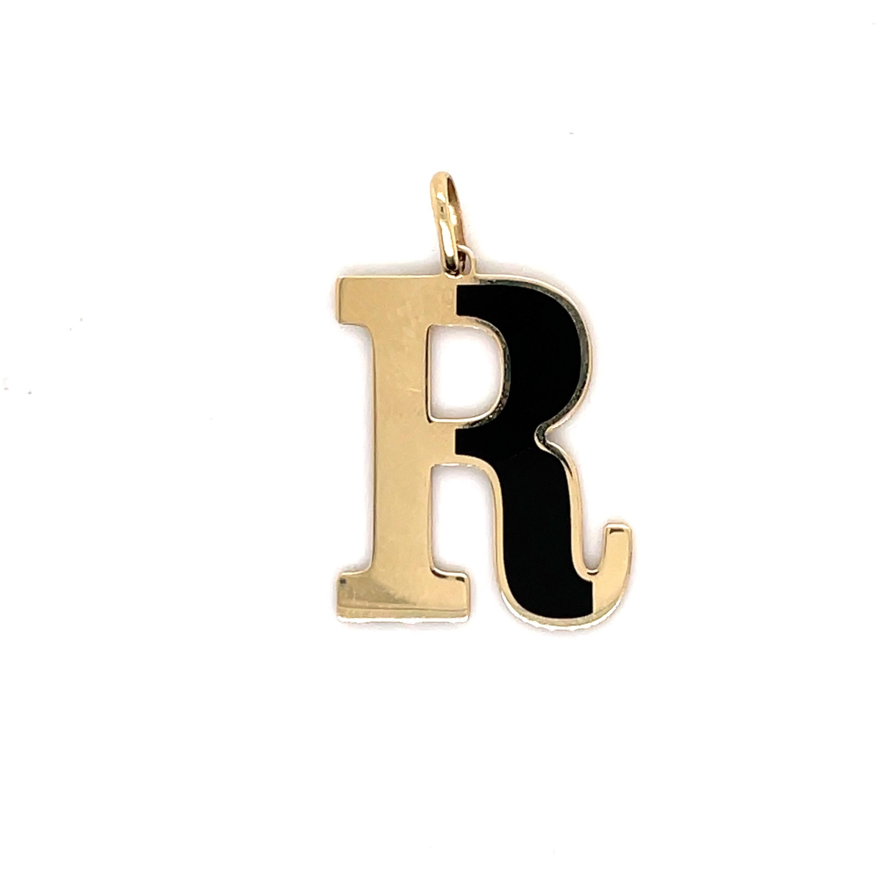 Harbor D. Italian Onyx Gold Custom  Initial Pendant on Onyx Bar Gold Chain  In New Condition In New York, NY