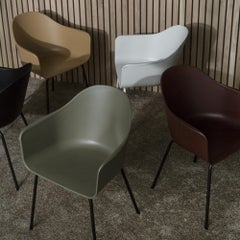 Harbour Chair, Black Legs, White Shell