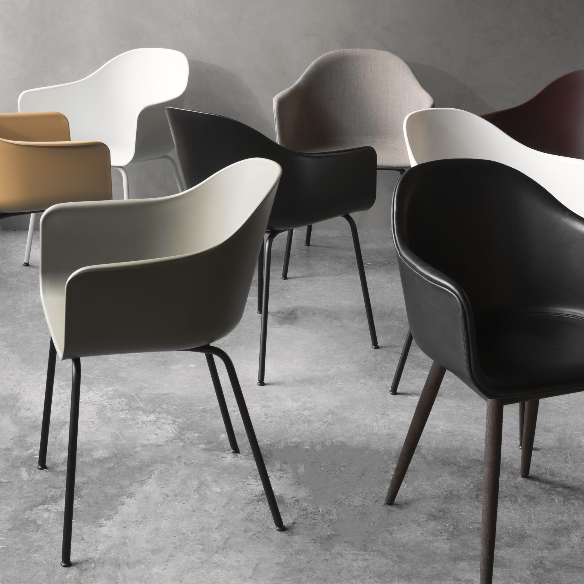 Powder-Coated Harbour Chair, Legs in Black Steel and a Shell in Khaki For Sale