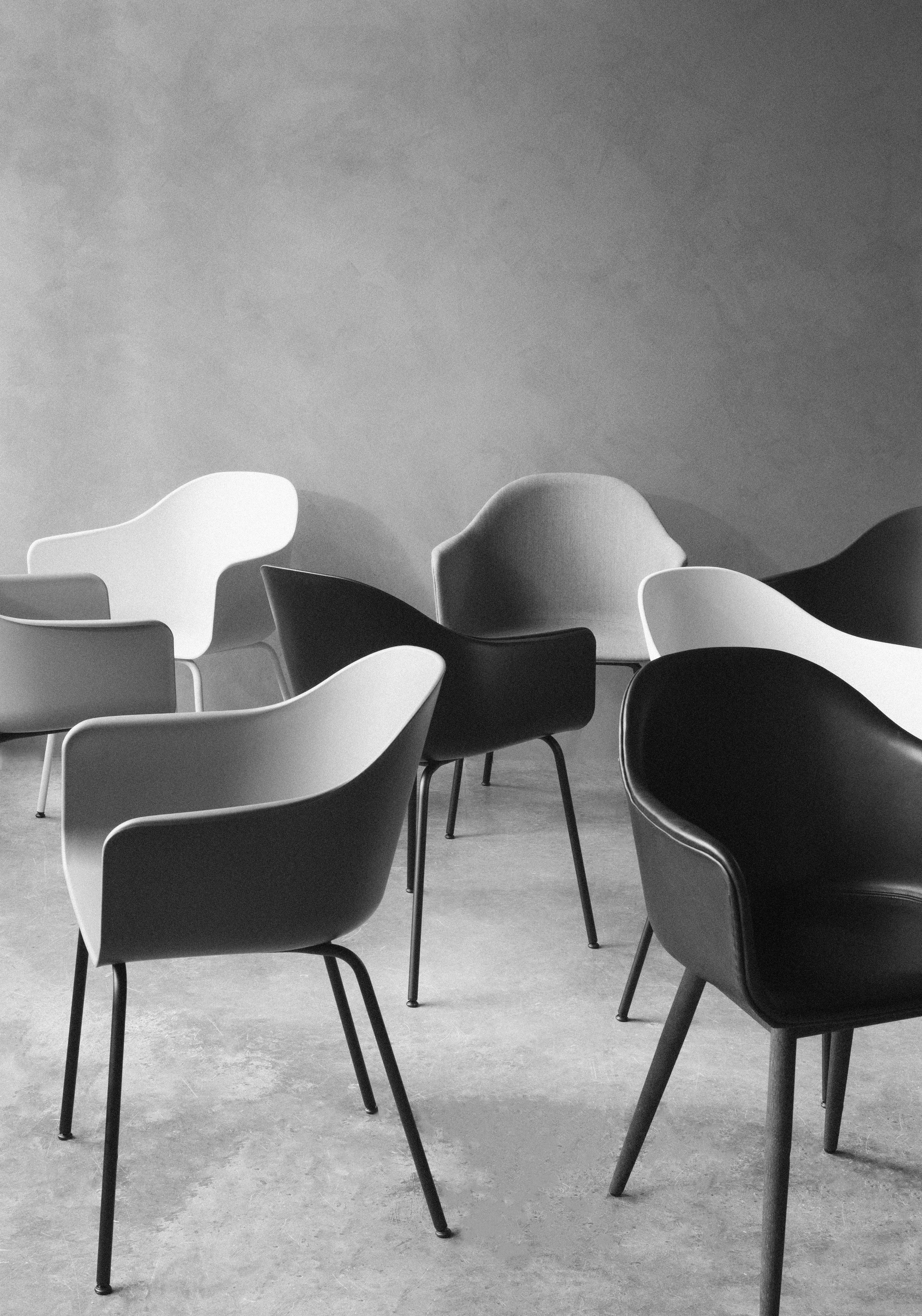 Harbour Chair, Natural Oak, Charcoal Fabric (Skandinavische Moderne)