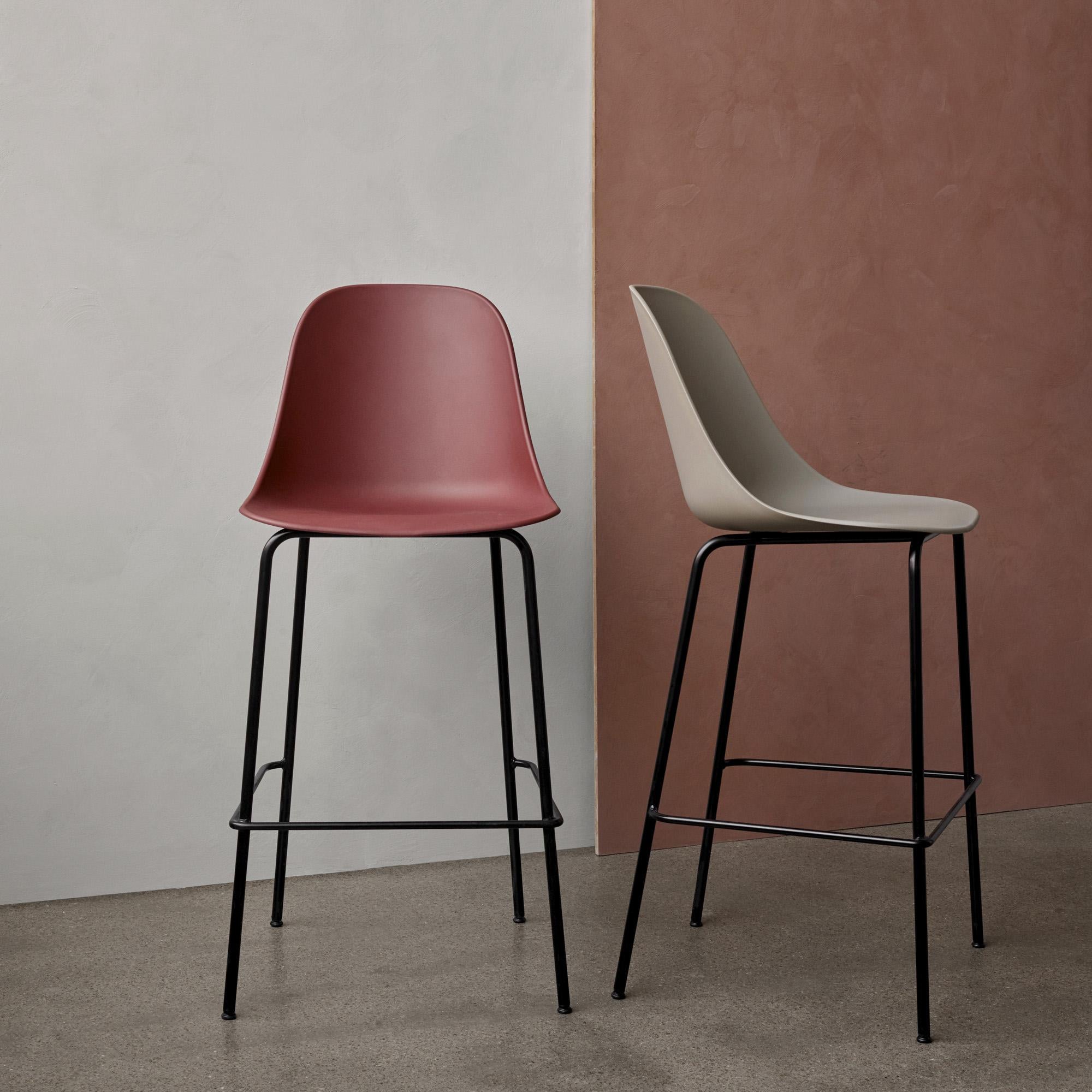 Scandinavian Modern Harbour Counter Chair, Black Welded Steel Legs and Light Grey Shell For Sale