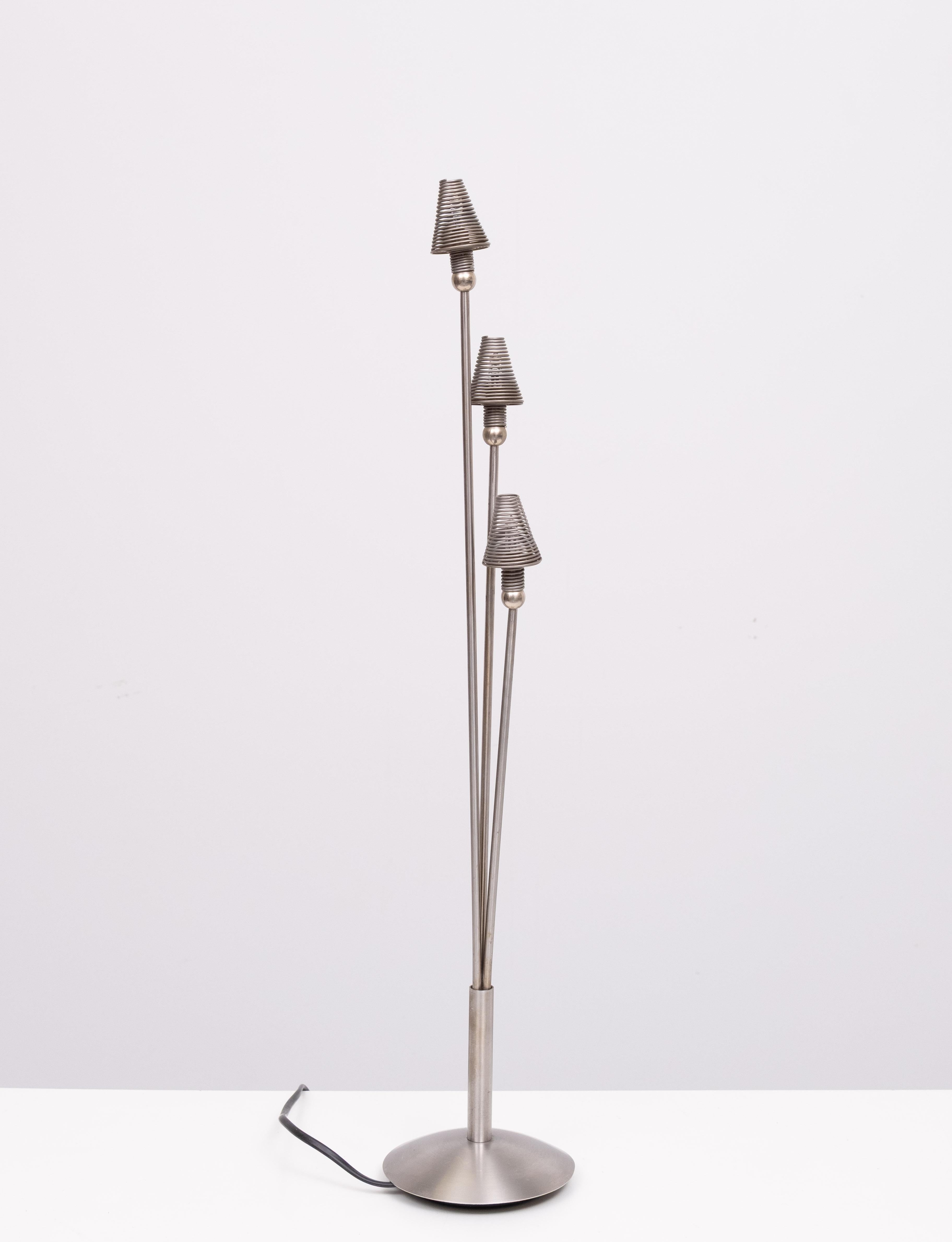 Harco Loor design Halogen-Tischleuchte  1980er Jahre Holland (Metall) im Angebot