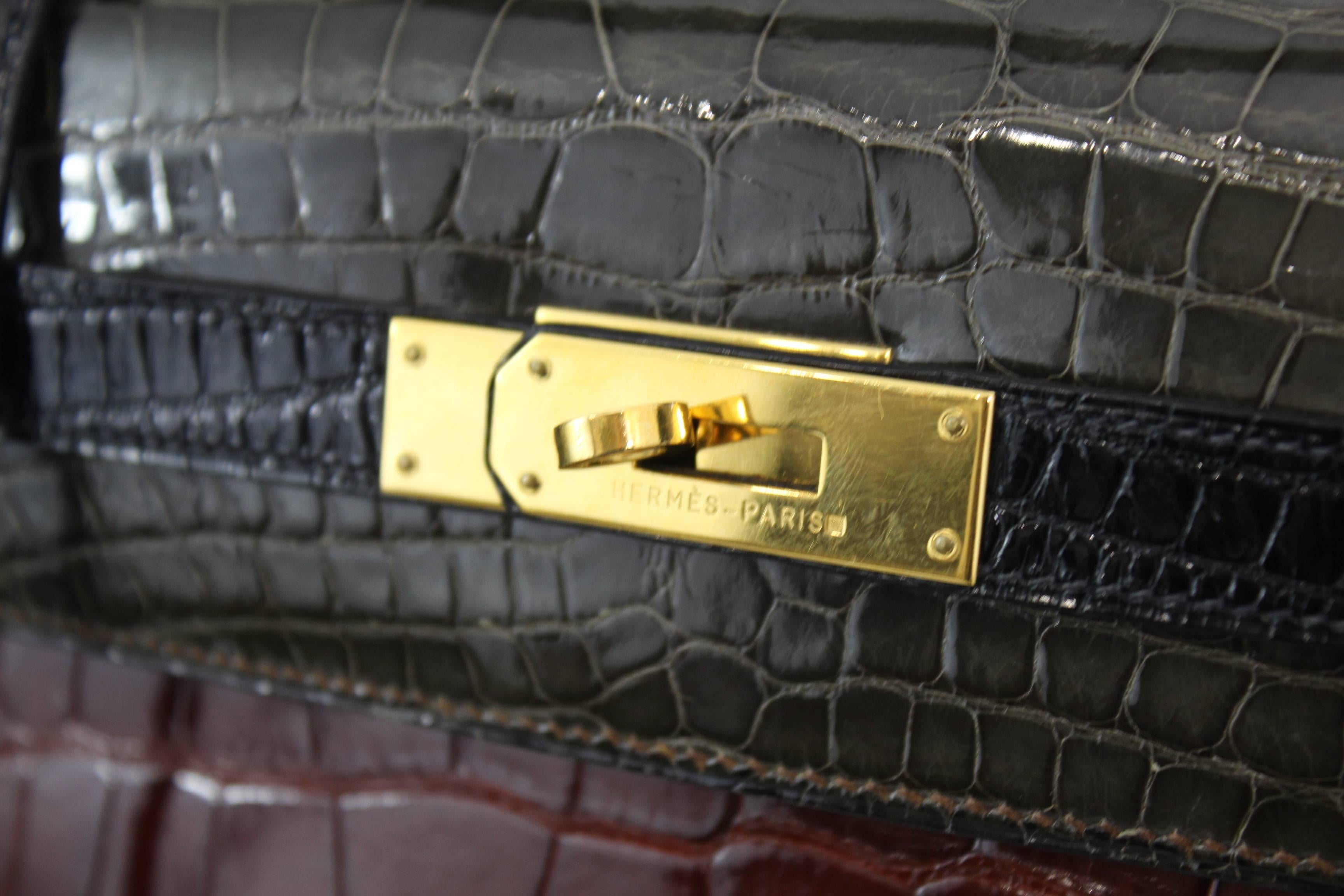 For sale an amazing piece from Hermes a Kelly 32 in Alligator with black shoulder strap. A really hard to find piece perfect for collectors.

Used but  in excellent condition/ Hardly no signs of wear on it. 

Sold with dust bag.

No CITES

 