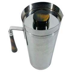 Difícil de Encontrar Coctelera MCM de Cromo y Baquelita Marcada "Modavanti"