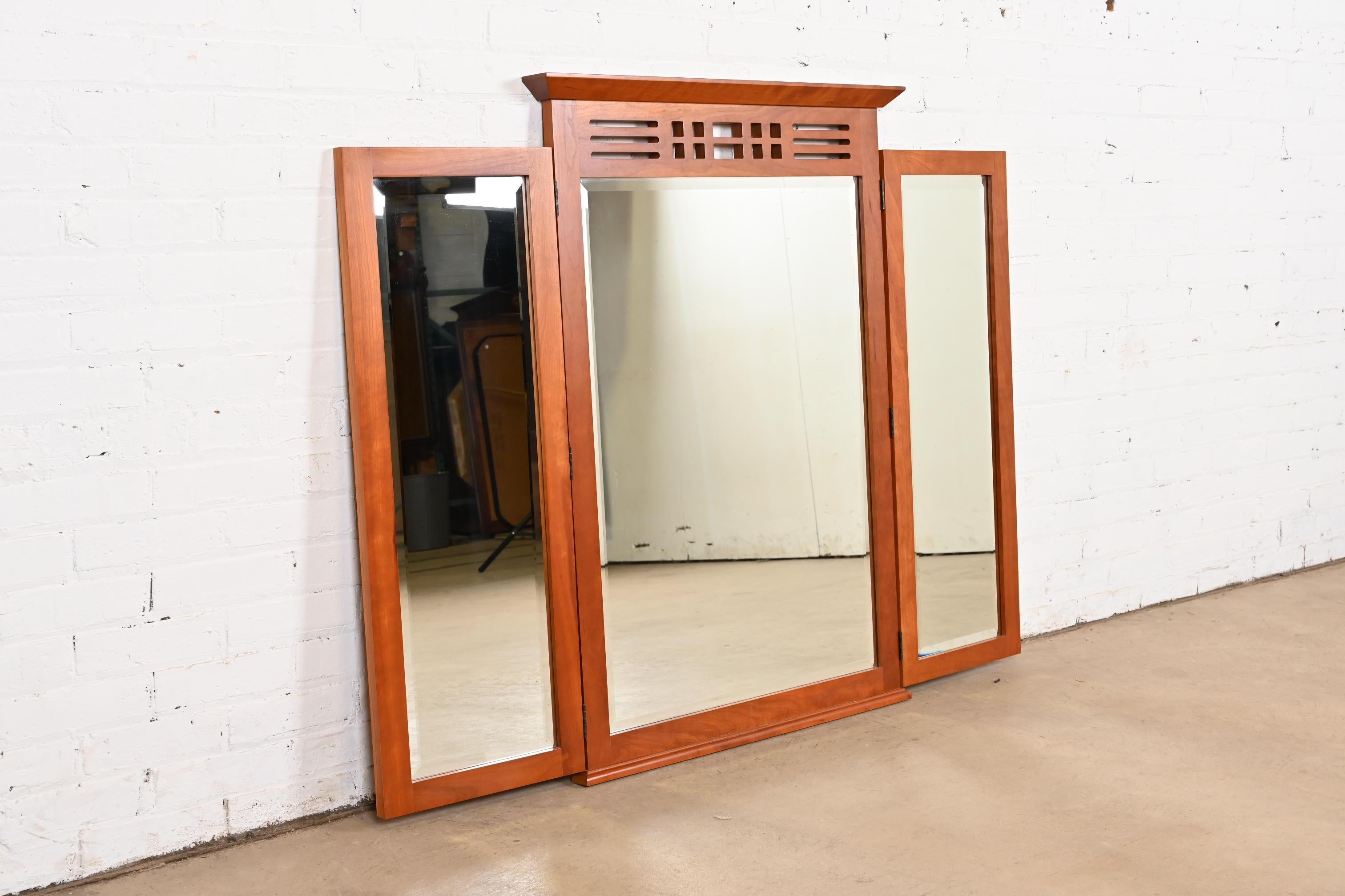American Harden Furniture Arts & Crafts Shaker Carved Cherry Wood Tri-Fold Triple Mirror