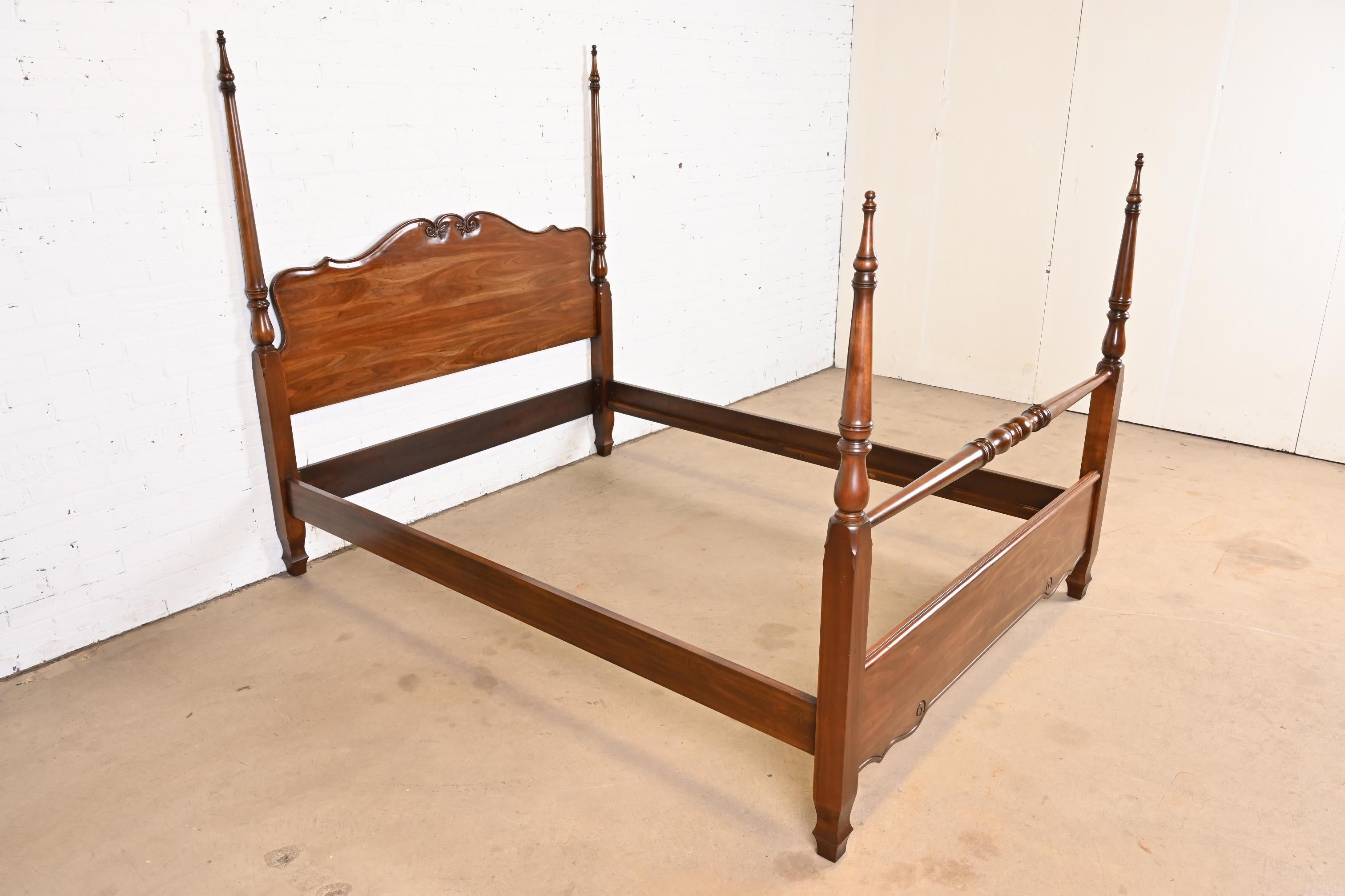 Harden Furniture French Provincial Carved Cherry Wood Queen Size Poster Bed In Good Condition In South Bend, IN