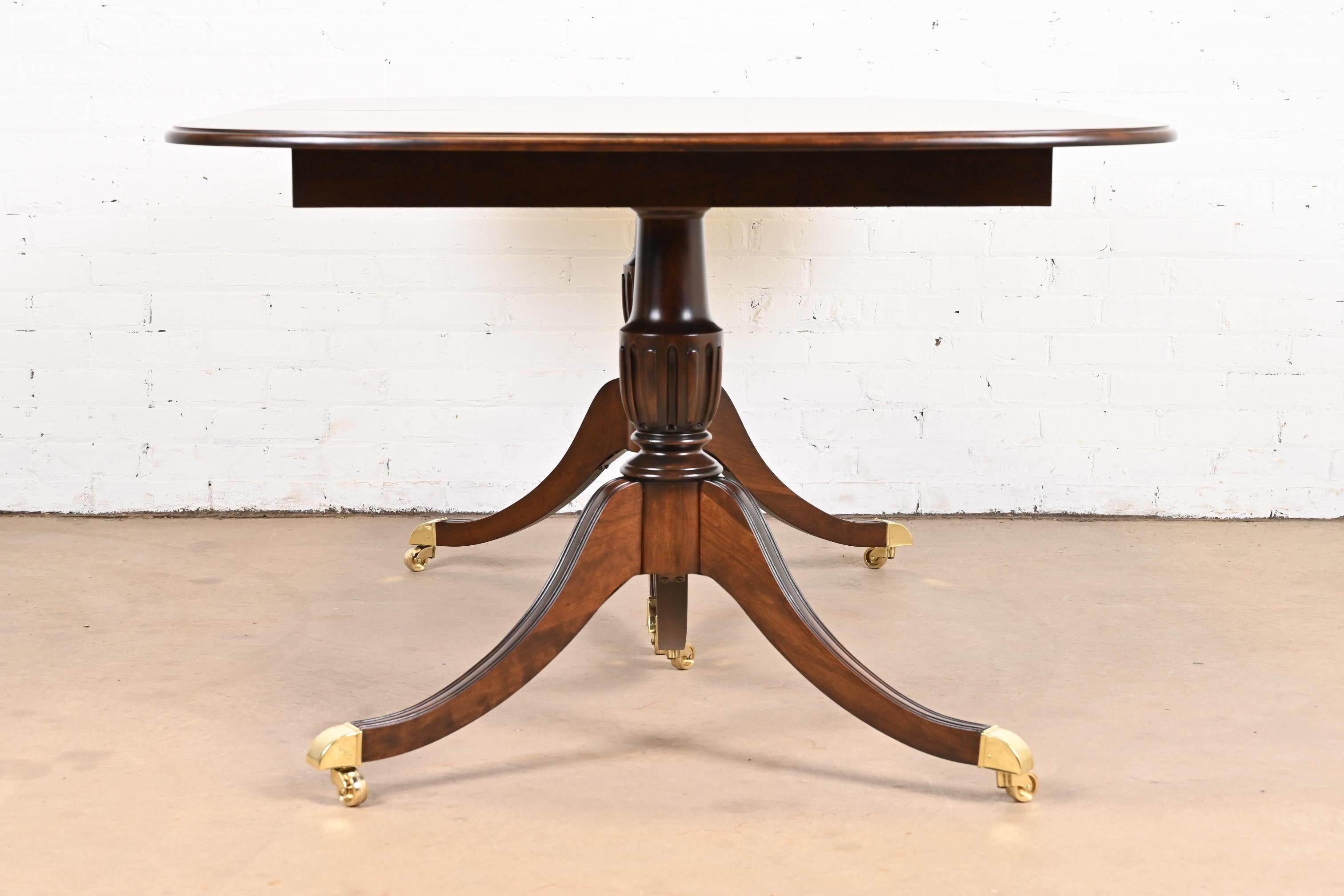 Harden Furniture Georgian Cherry Wood Double Pedestal Dining Table, Refinished For Sale 13