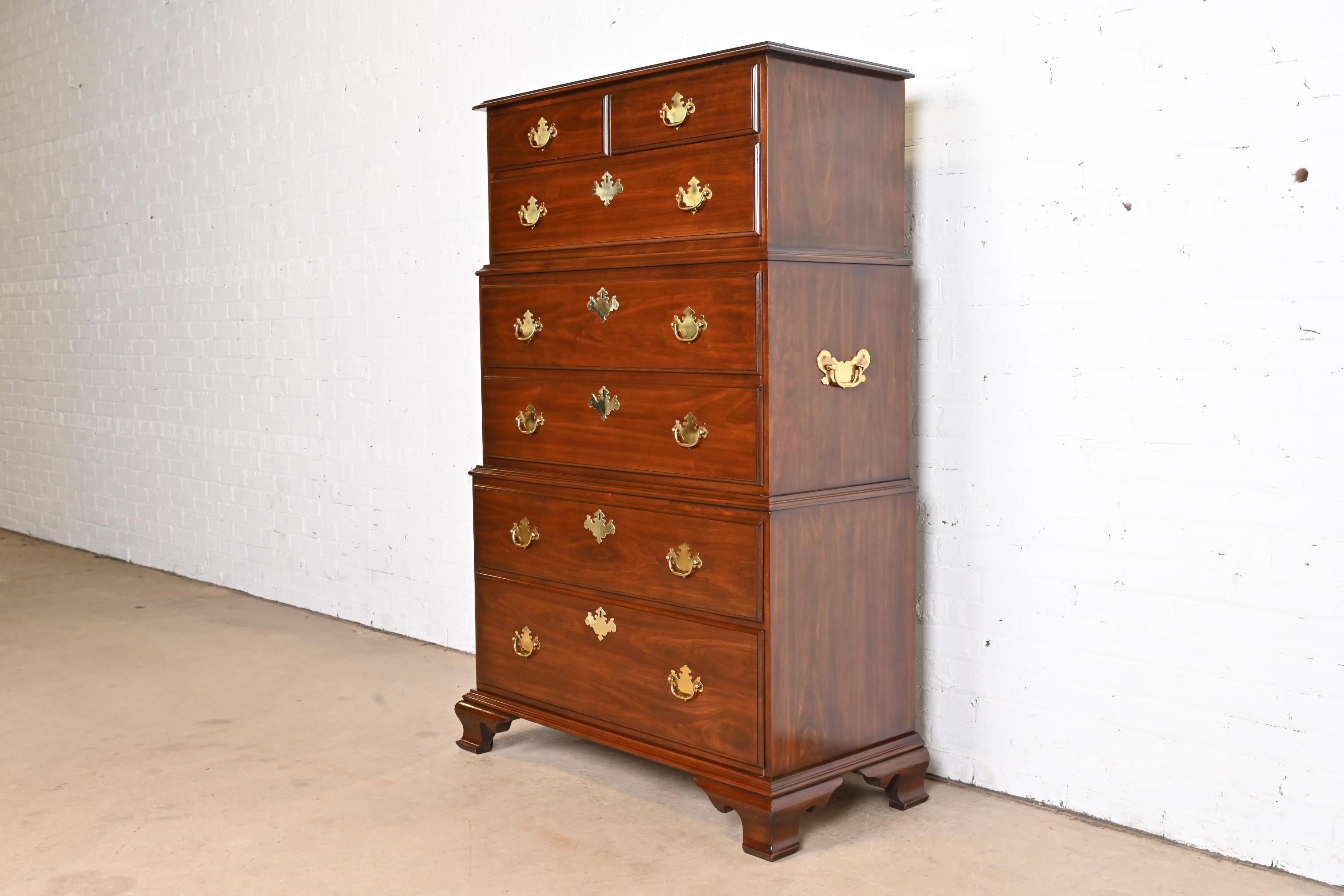 Harden Furniture Georgian Cherry Wood Triple Chest-on-chest Highboy Dresser In Good Condition For Sale In South Bend, IN