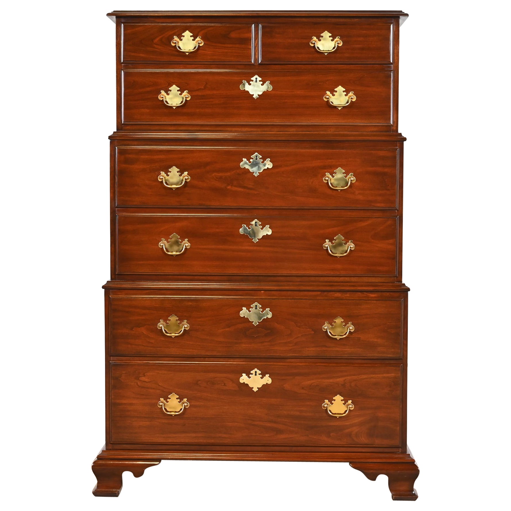 Harden Furniture Georgian Kirschbaumholz Dreifach-Kommode auf Kommode