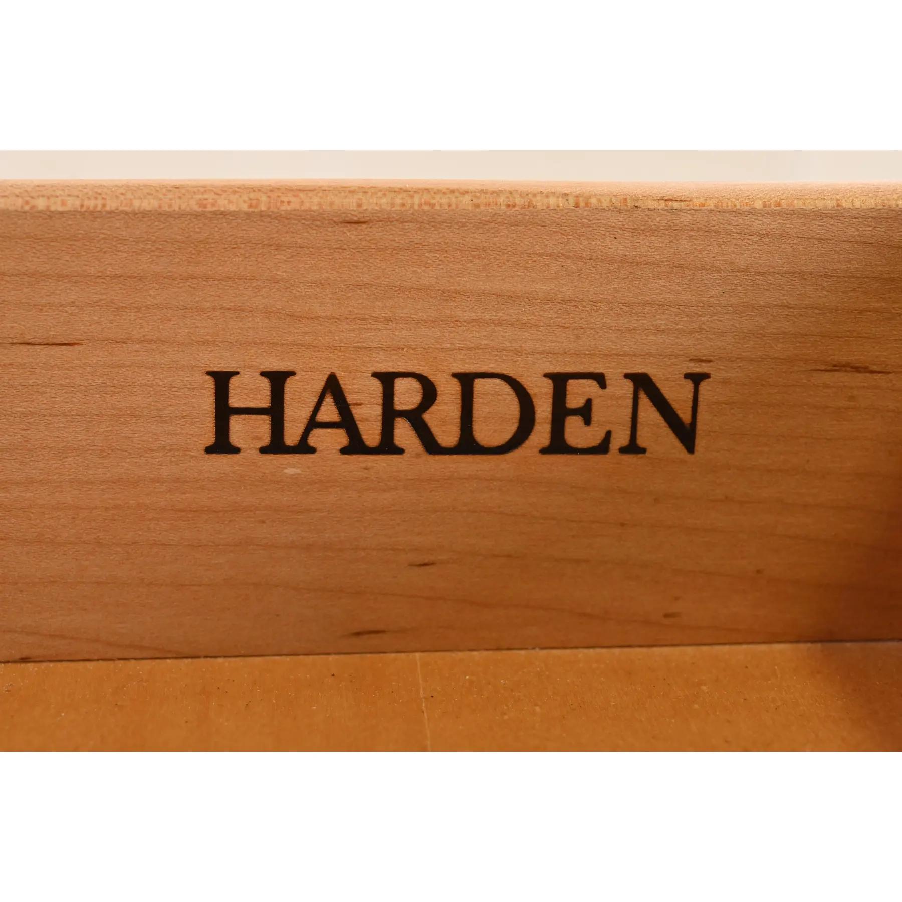 Harden Furniture Georgian Solid Cherry Wood Four-Drawer Bedside Chests, Pair For Sale 3