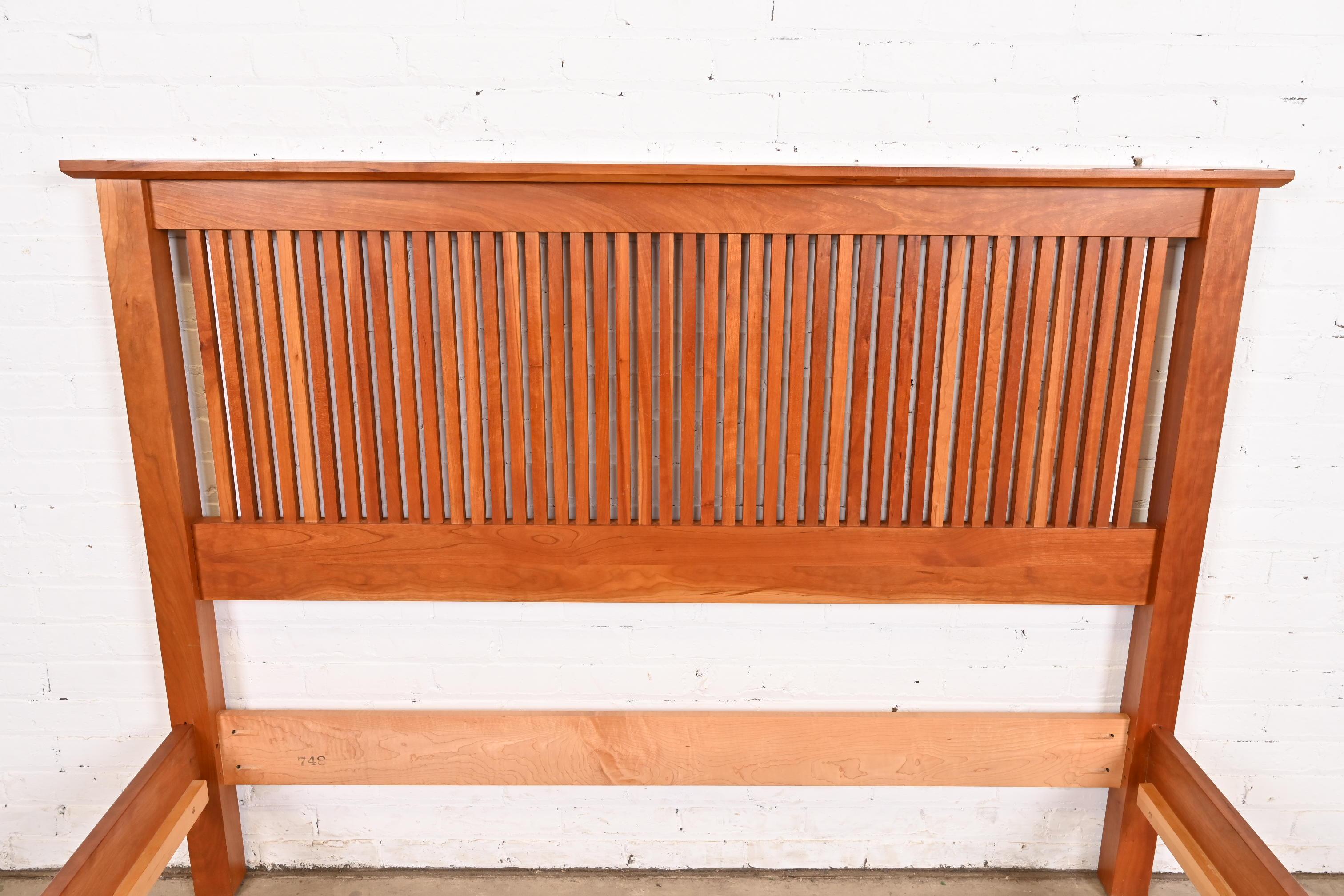 Harden Furniture Mission Arts & Crafts Cherry Wood Spindle Queen Size Bed 1