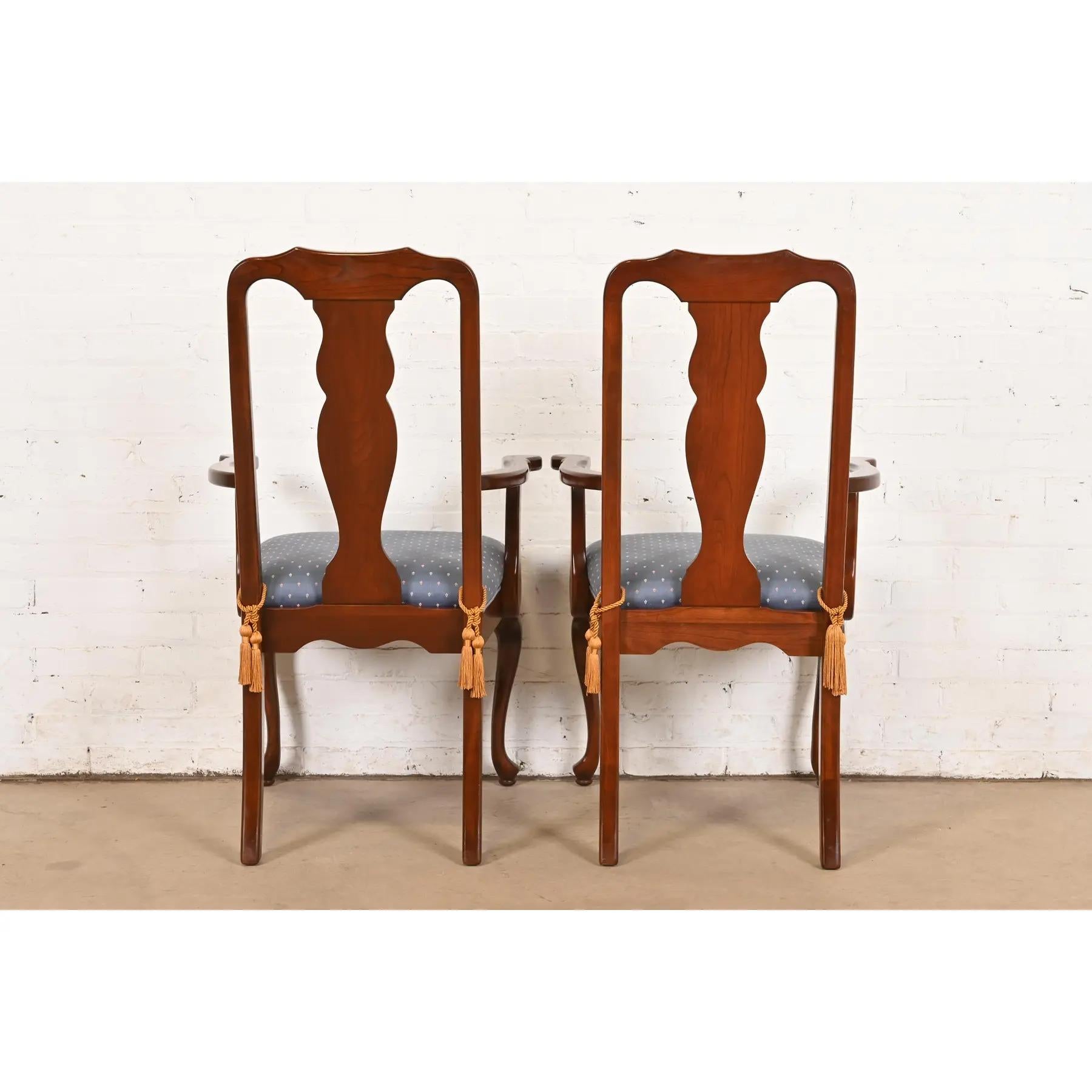 Harden Furniture Queen Anne Solid Cherry Wood Armchairs or Dining Captain Chairs For Sale 5