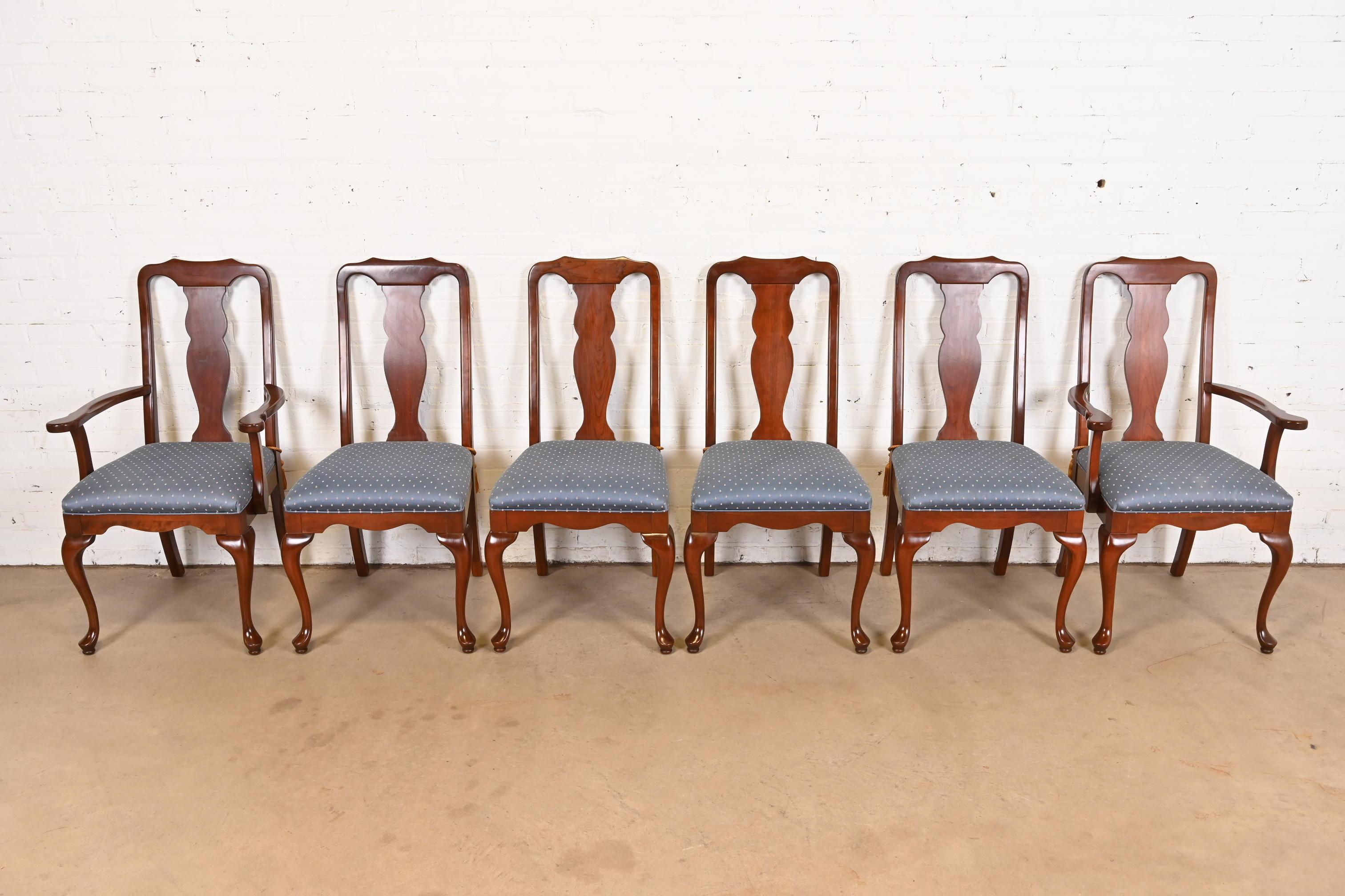 American Harden Furniture Queen Anne Solid Cherry Wood Dining Chairs, Set of Six For Sale