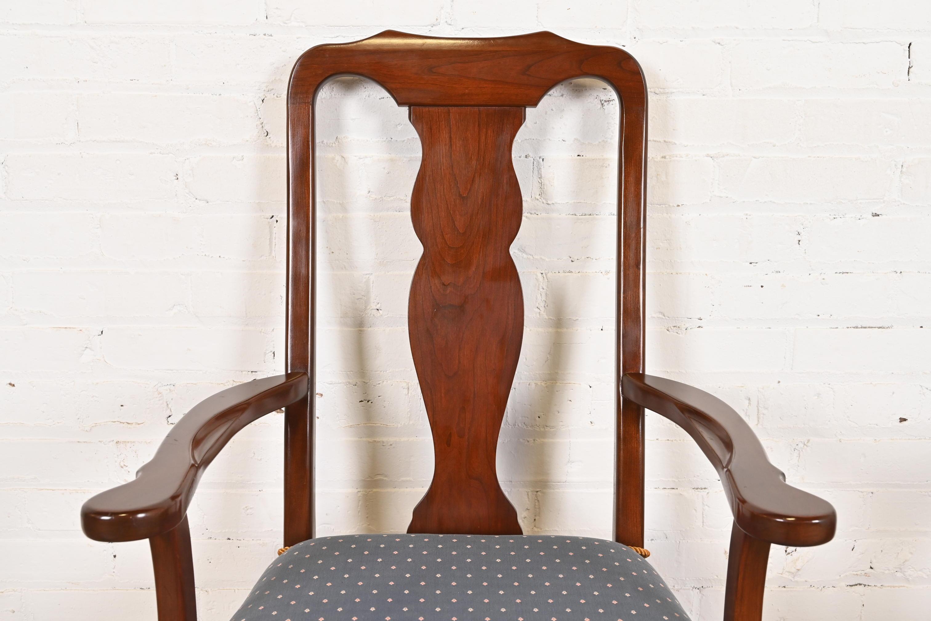Harden Furniture Queen Anne Solid Cherry Wood Dining Chairs, Set of Six For Sale 1