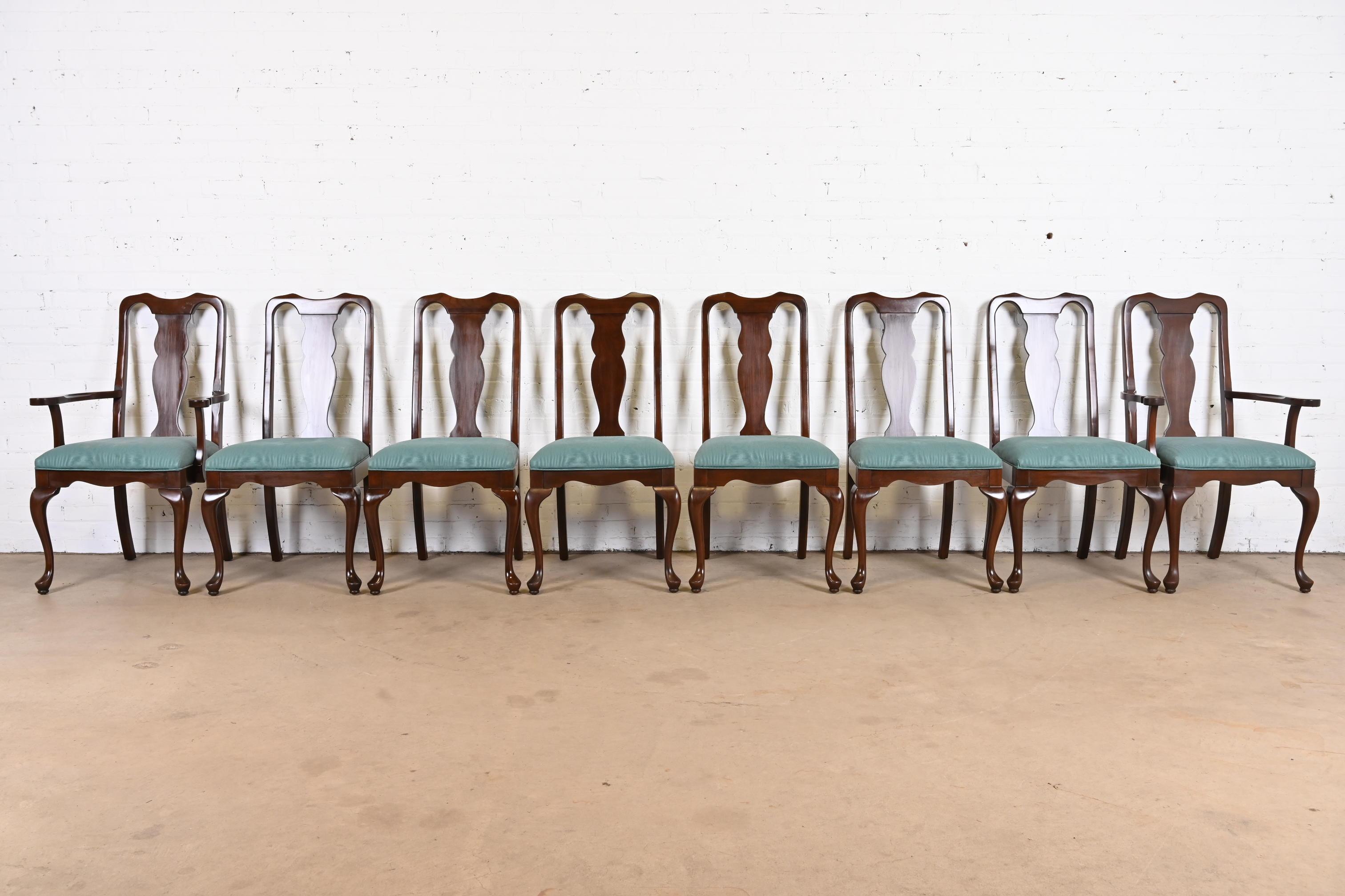 20th Century Harden Queen Anne Solid Cherry Wood Dining Chairs, Set of Eight