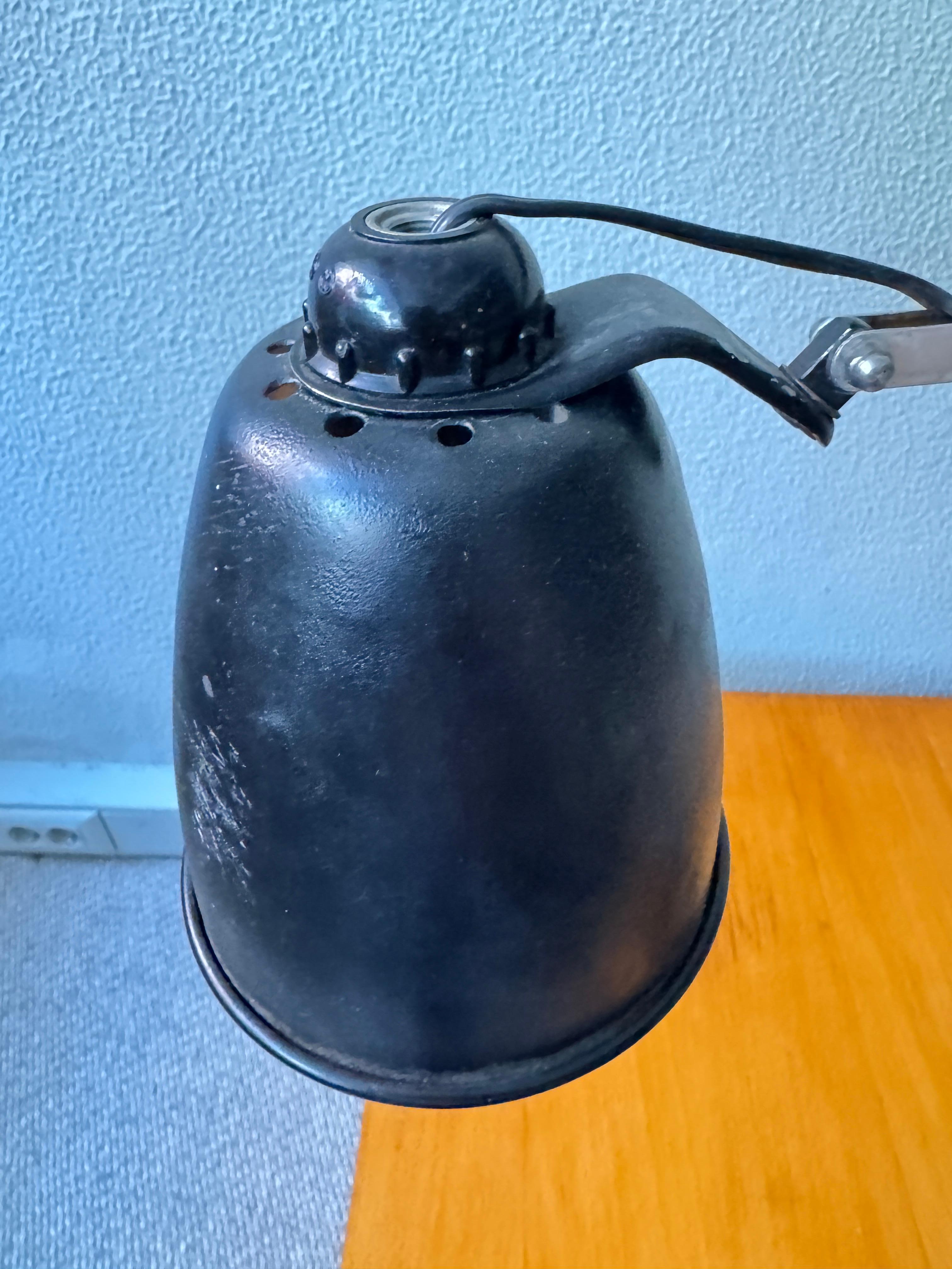 Hardill & Horstmann British Midcentury Lámpara de Tareas Ajustable Negra Hierro Aluminio en venta 11