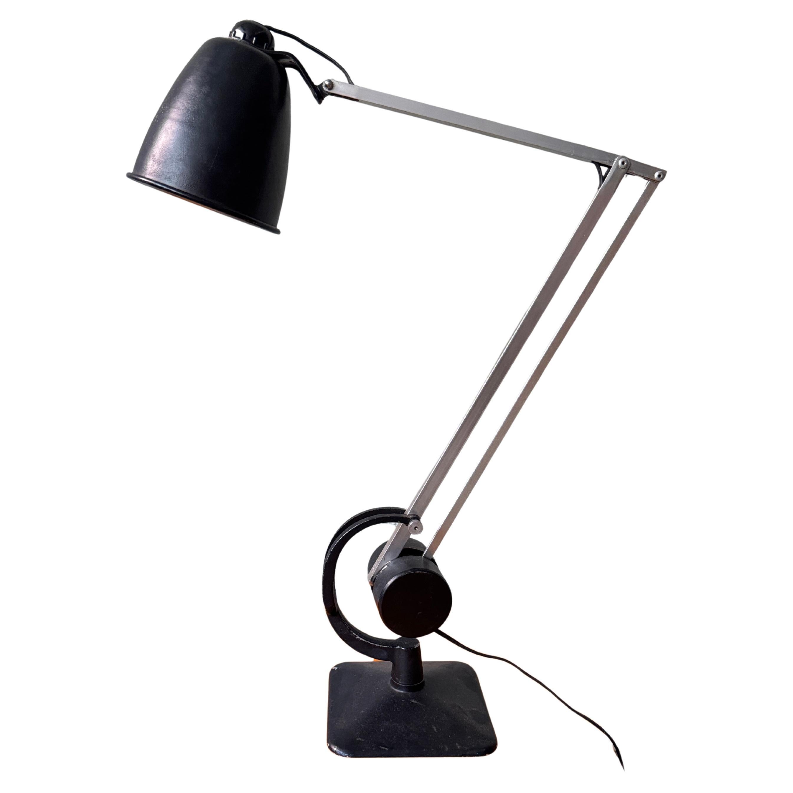Hardill
Horstmann British Midcentury Black Adjustable Task Lamp Iron Aluminum