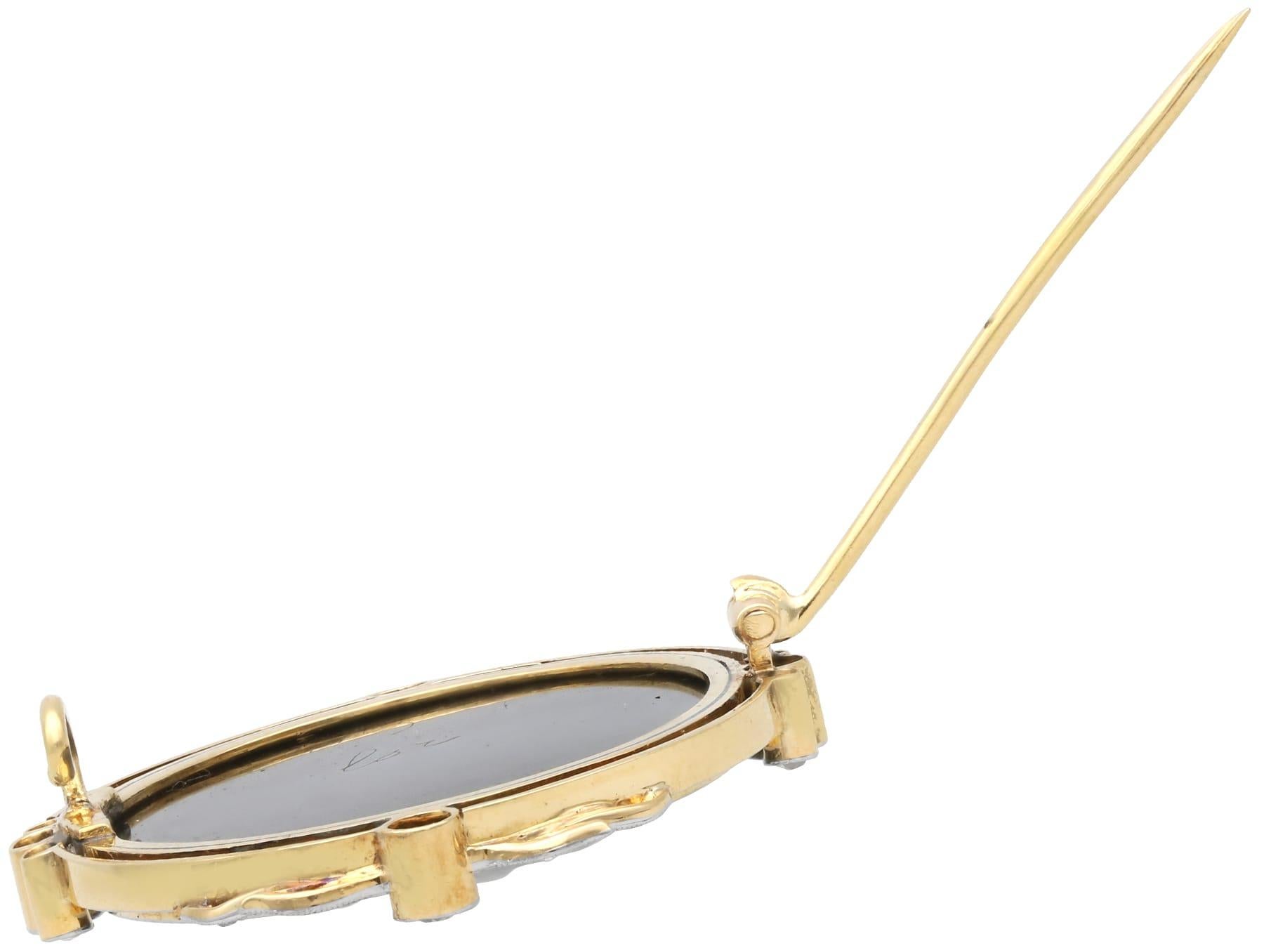Hardstone and 0.78 Carat Diamond, 18k Yellow Gold Black Cameo Brooch Circa 1880 For Sale 3