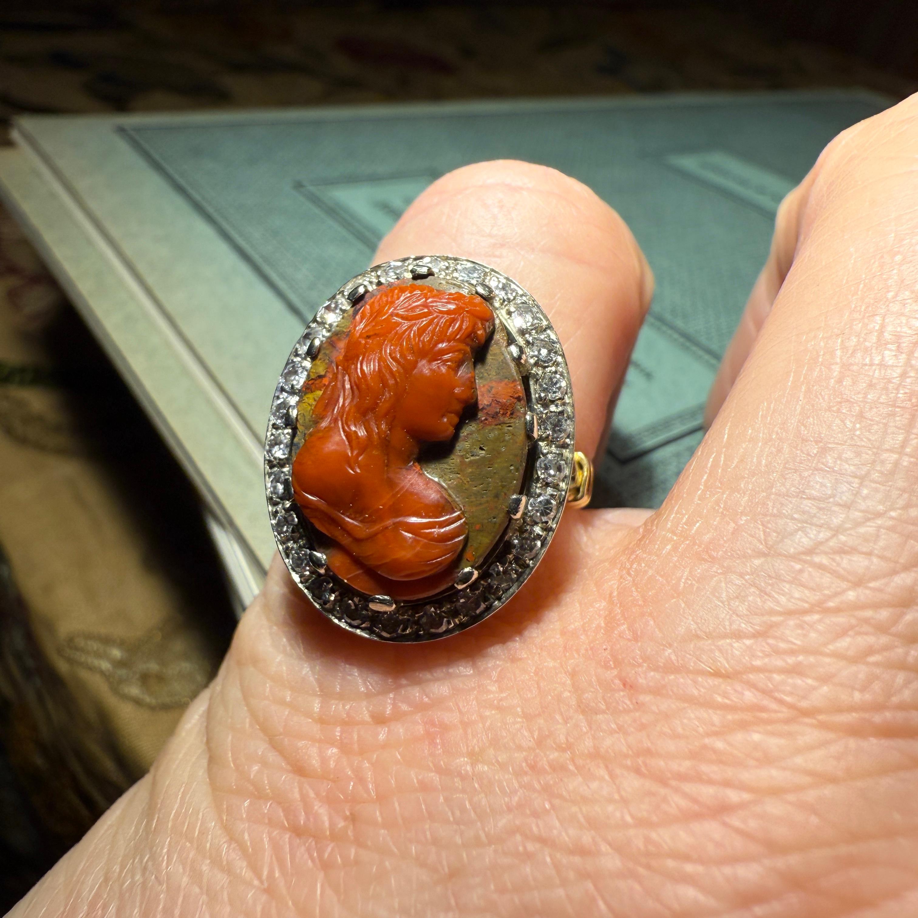 Hardstone Cameo Ring with Classical Muse. Italian, 18th century. im Angebot 10